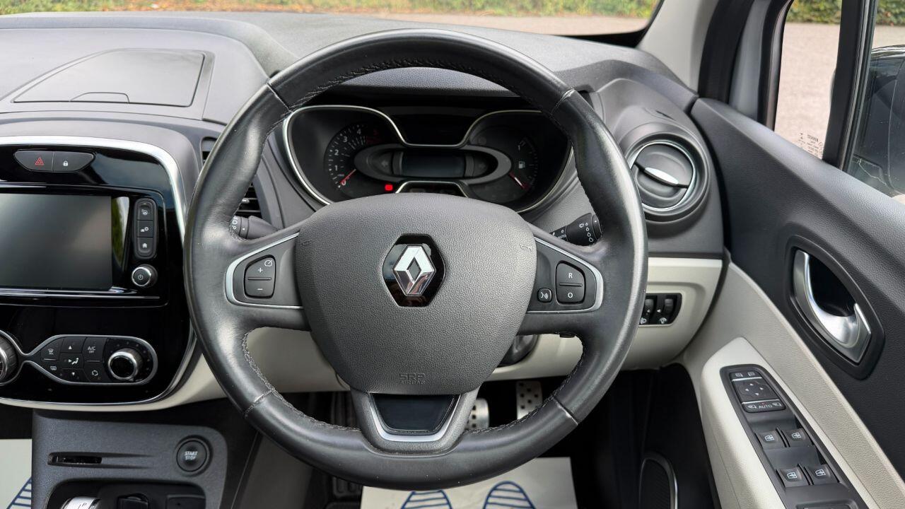 Renault Captur view 16