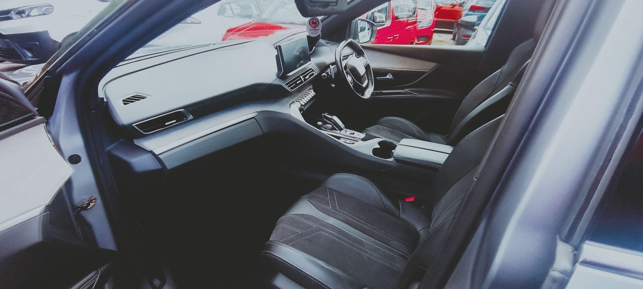 Peugeot 5008 view 25
