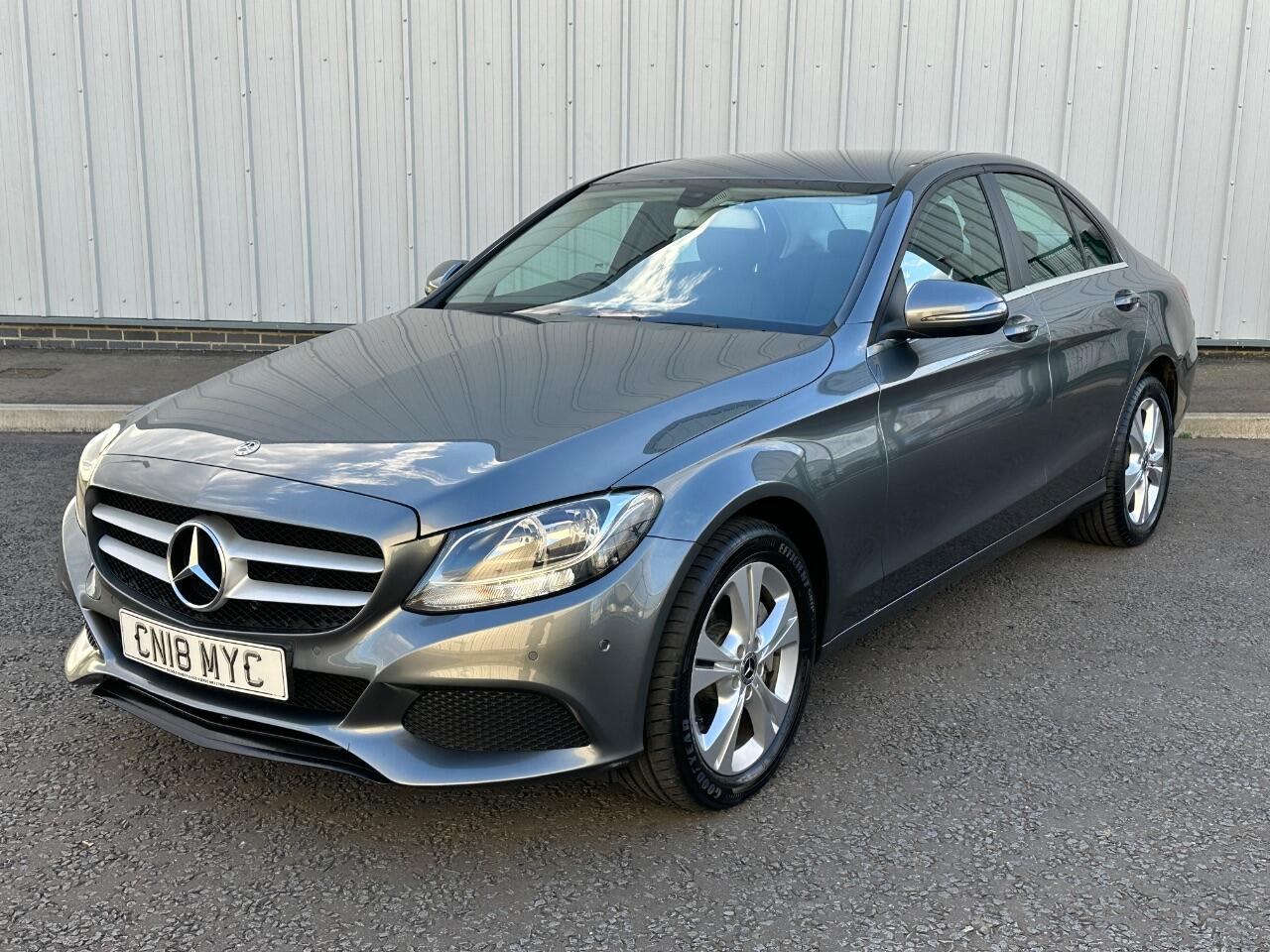 Mercedes-Benz C Class view 27