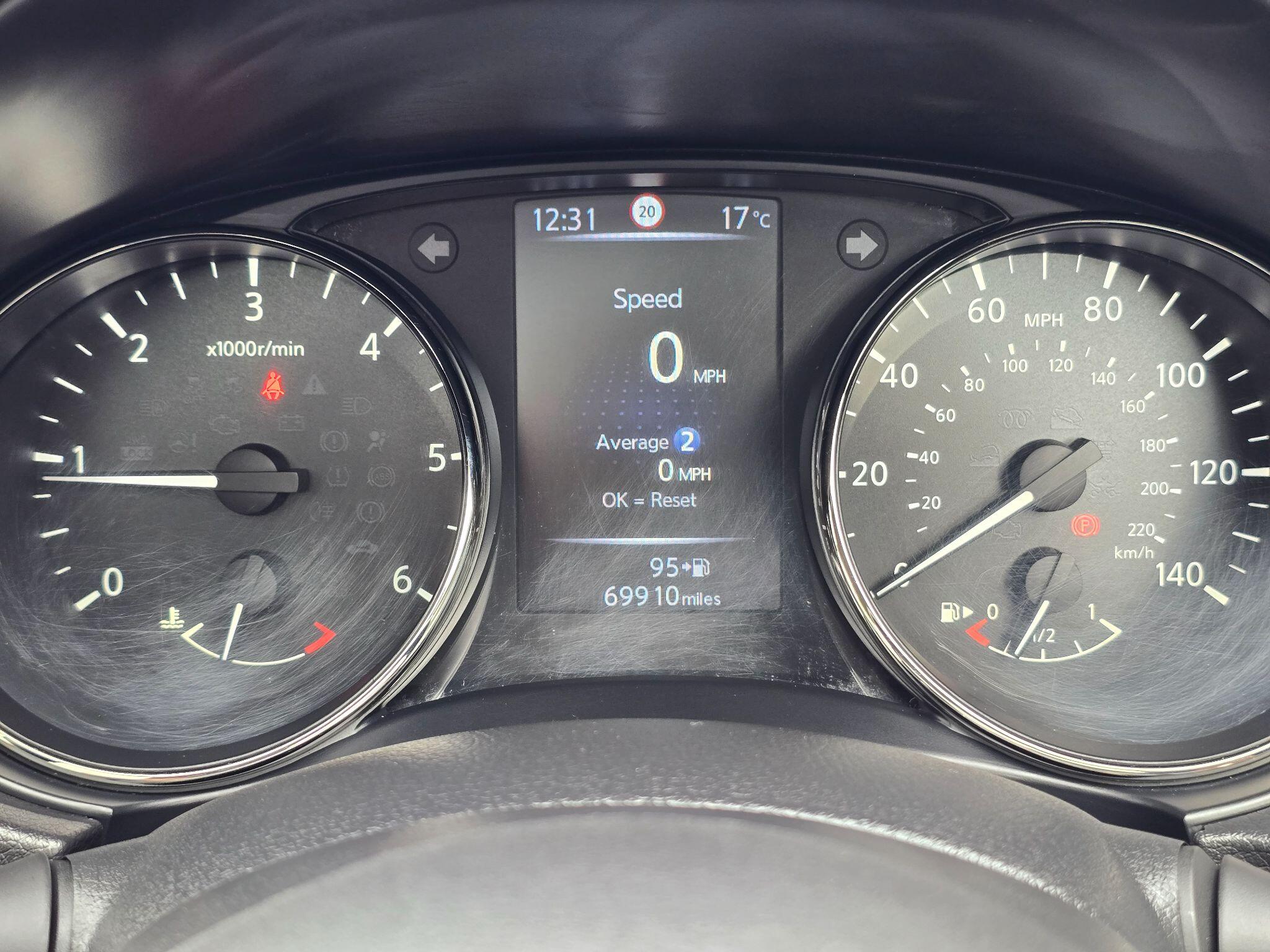 Nissan X-Trail view 32