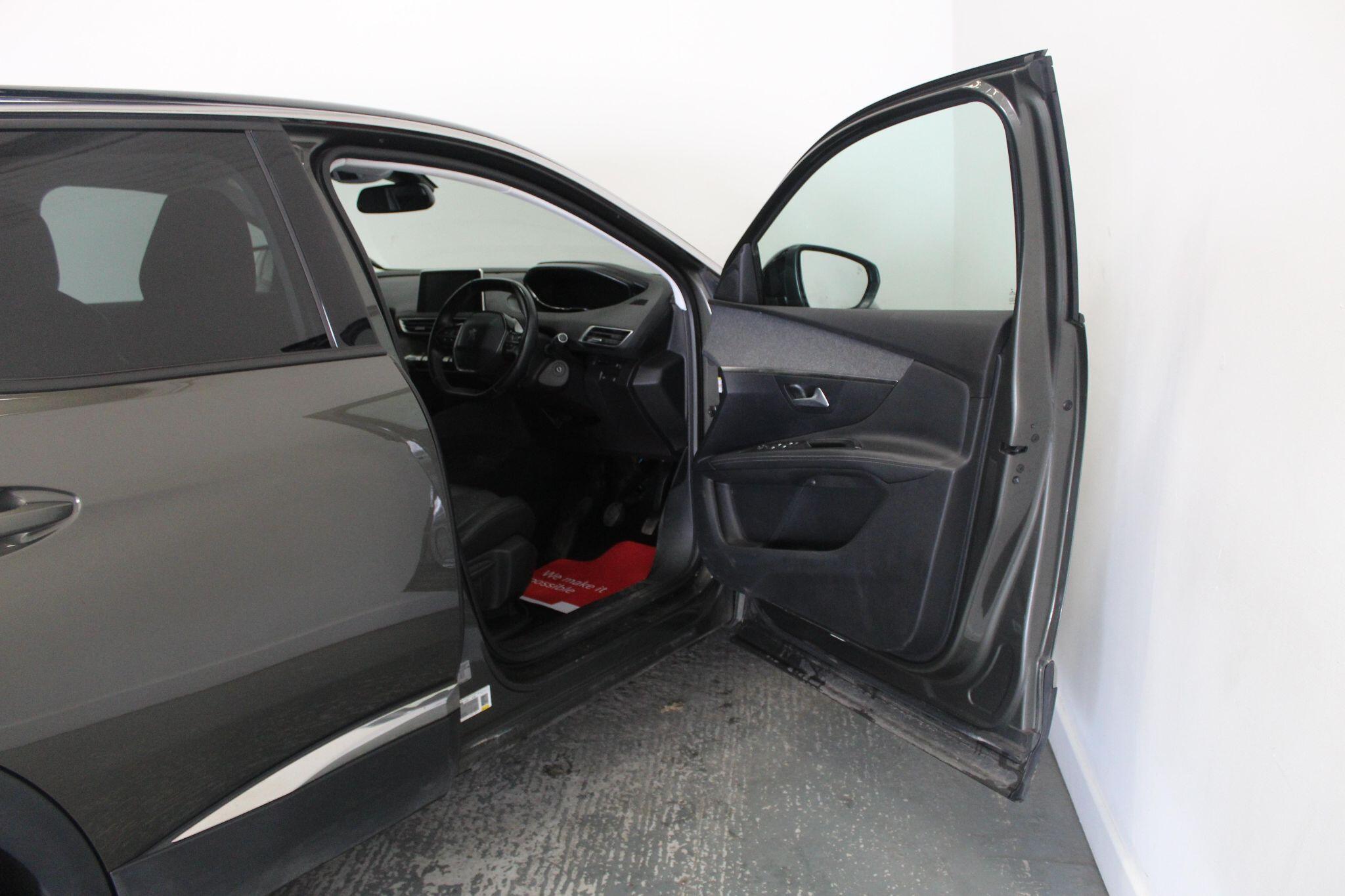 Peugeot 3008 view 25