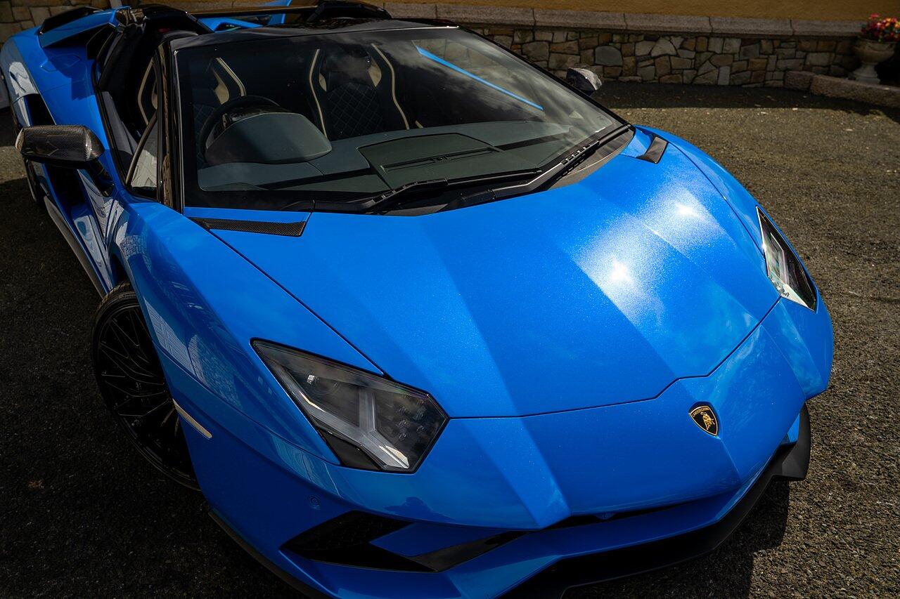 Lamborghini Aventador view 35