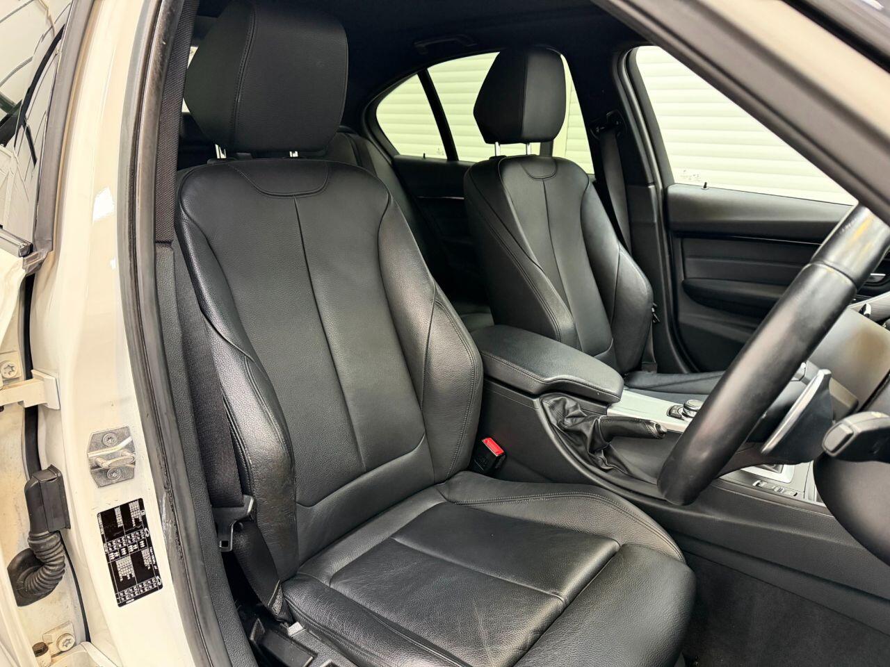 BMW 3 Series view 3