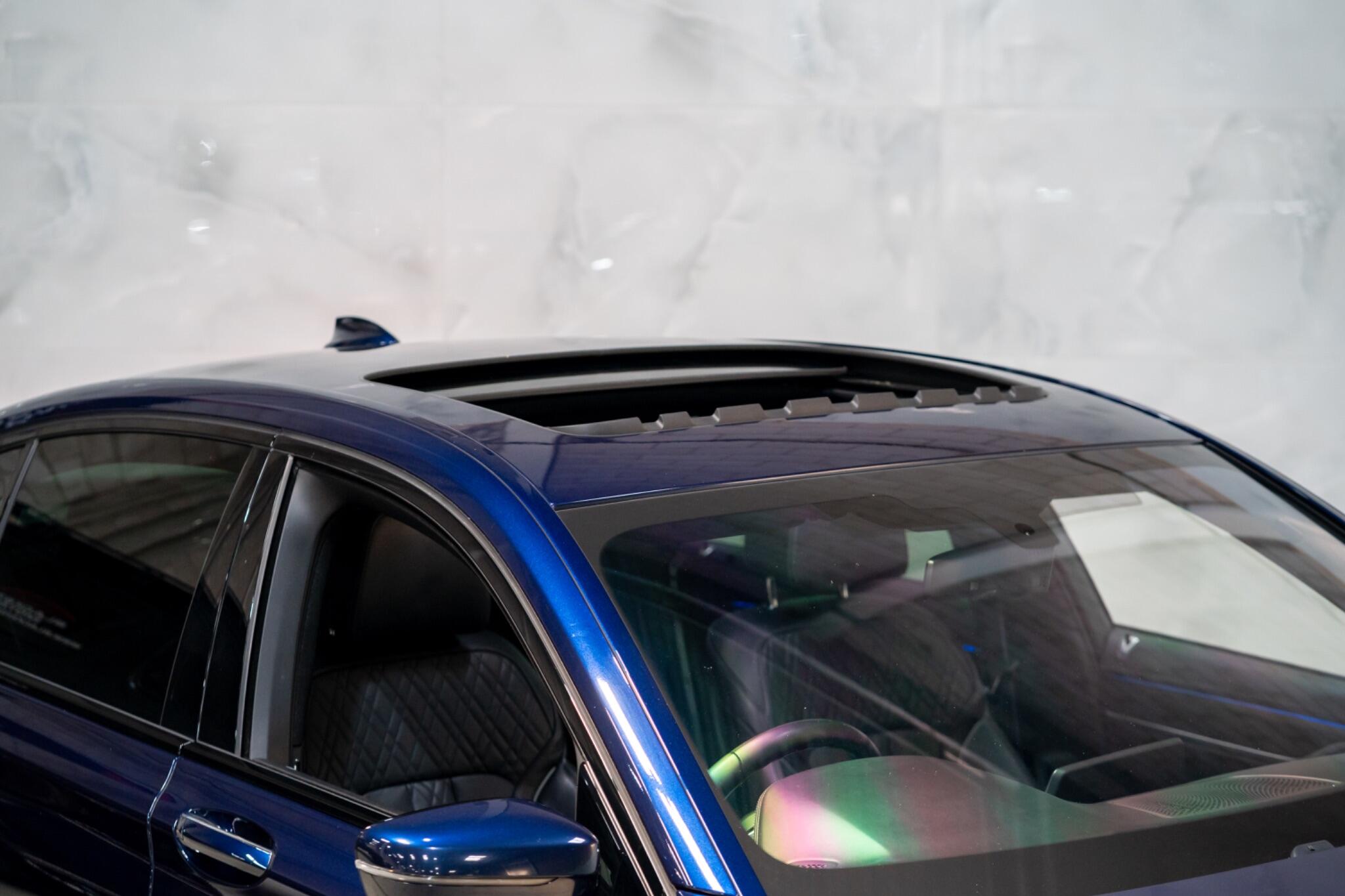 BMW 7 Series view 2