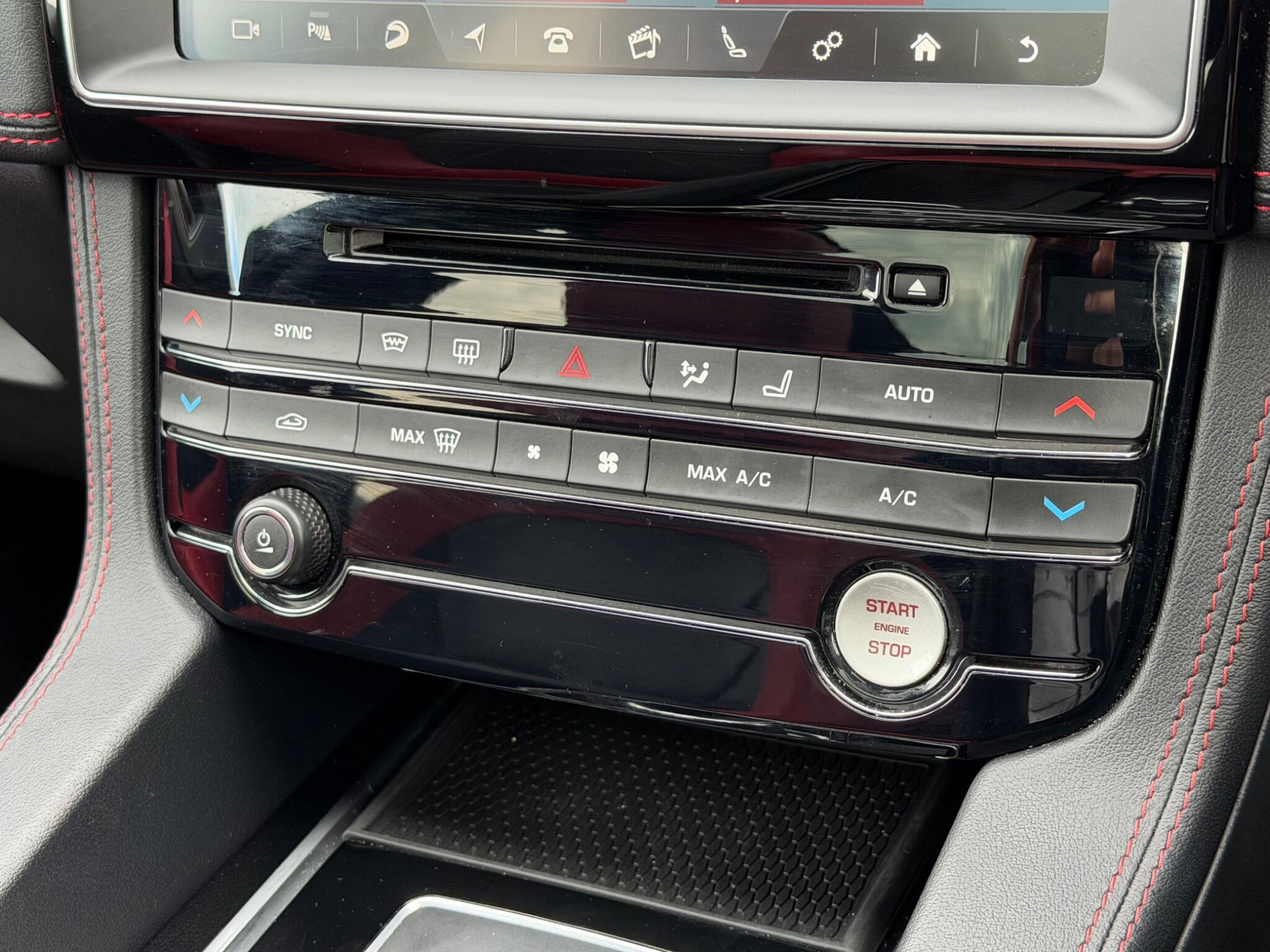 Jaguar F-Pace view 42