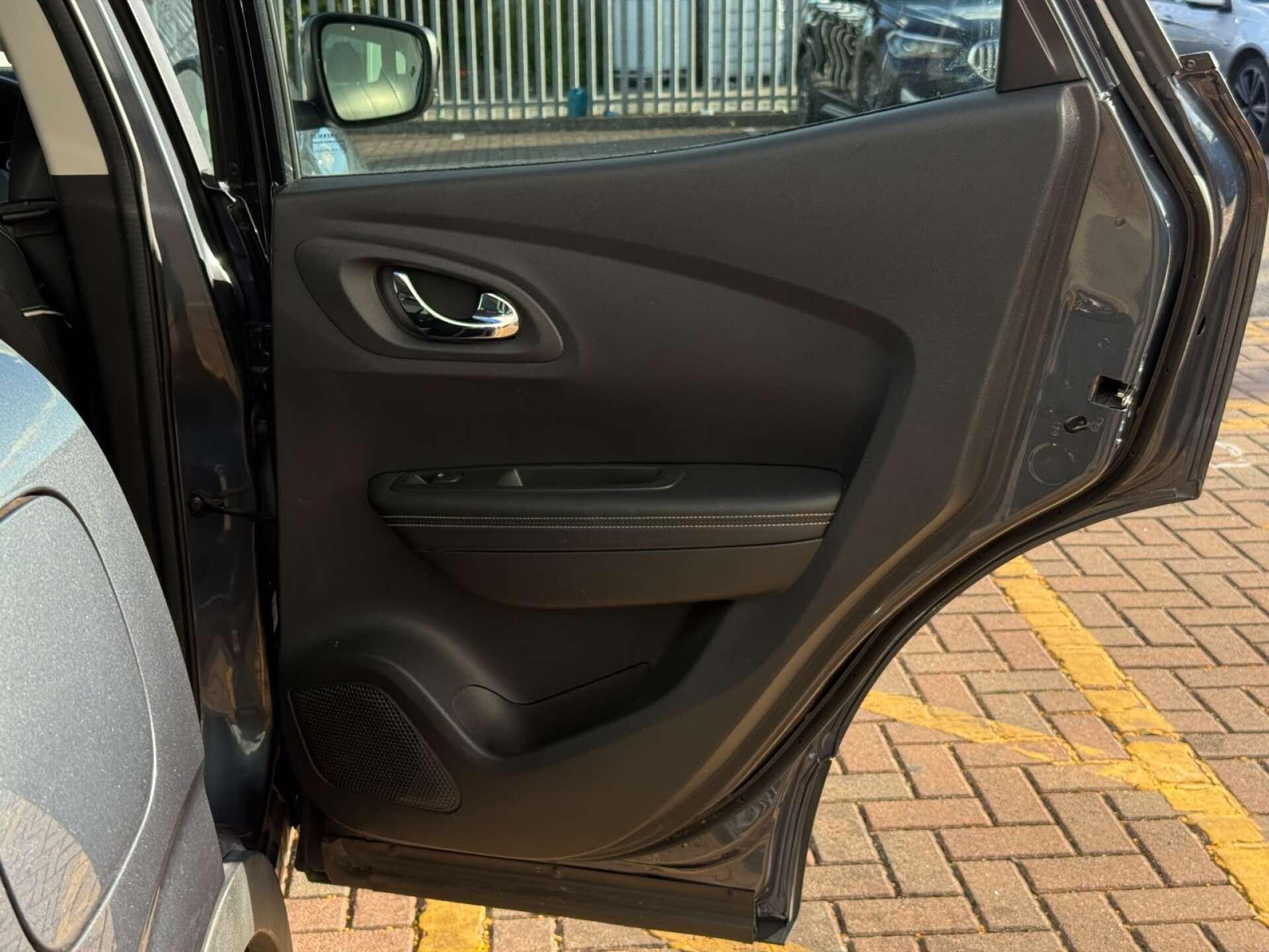Renault Kadjar view 25