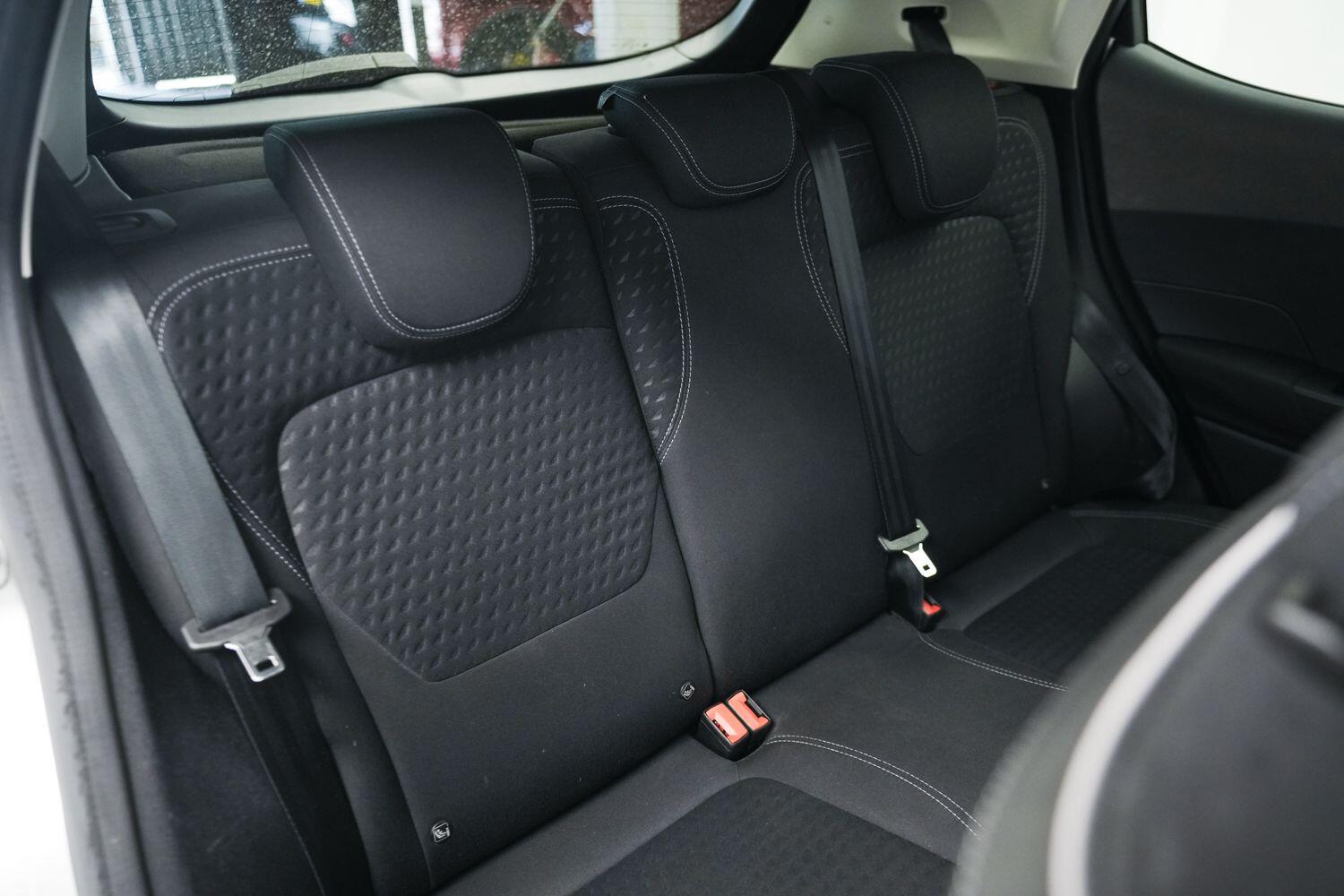 Ford Fiesta view 13
