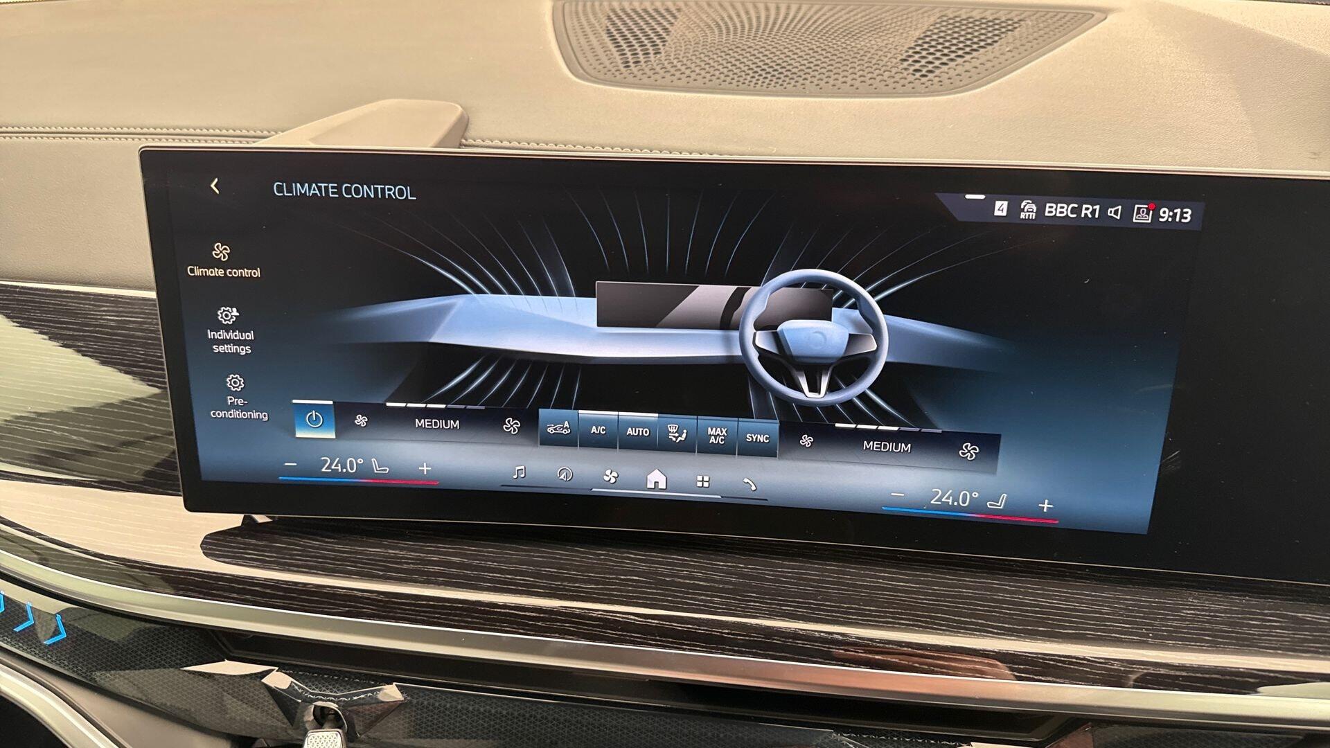 BMW X5 view 27