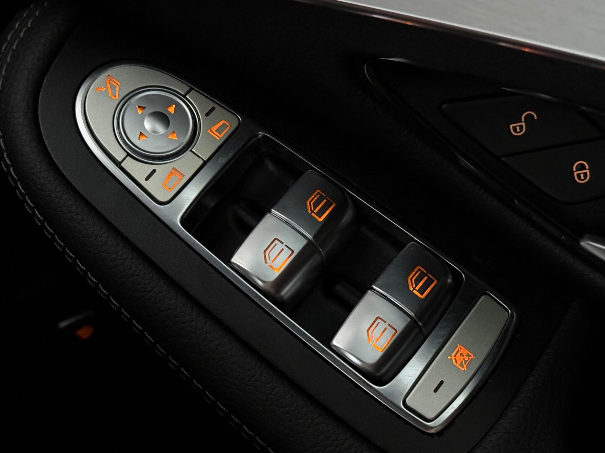 Mercedes-Benz GLC view 22