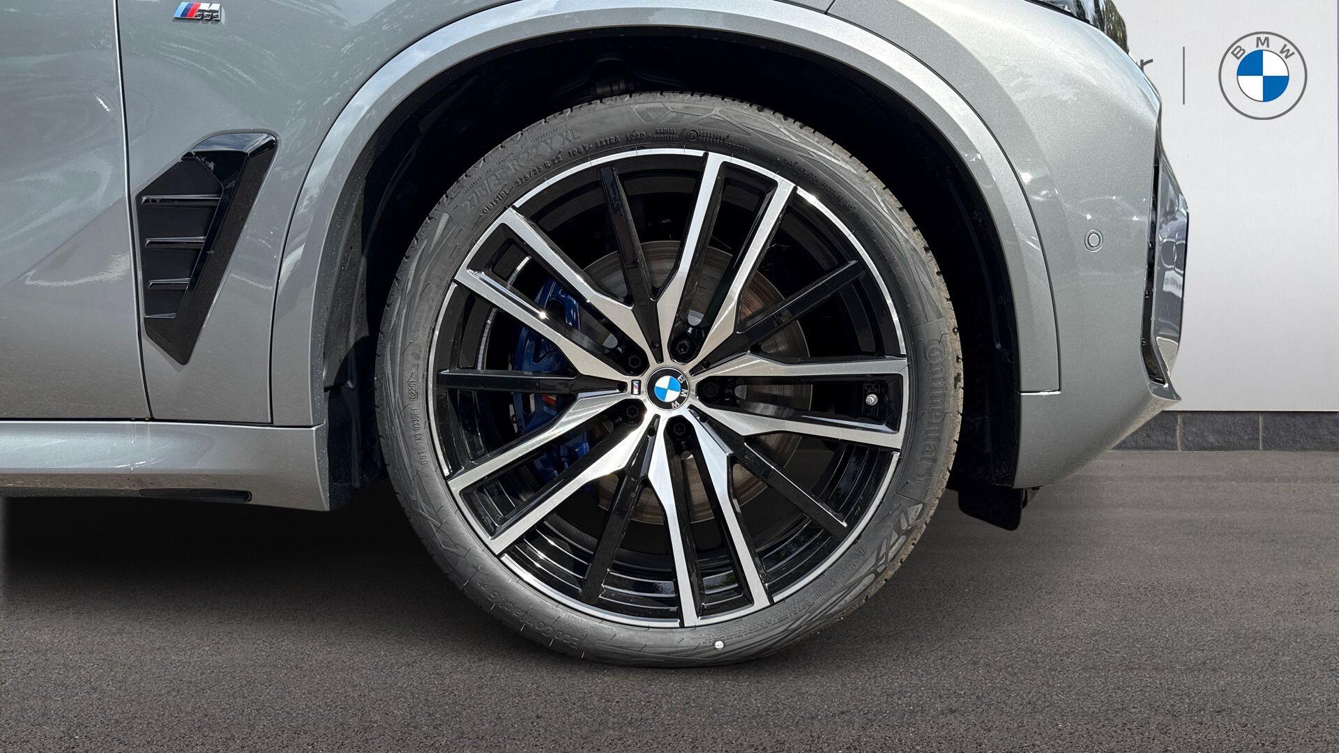 BMW X5 view 14