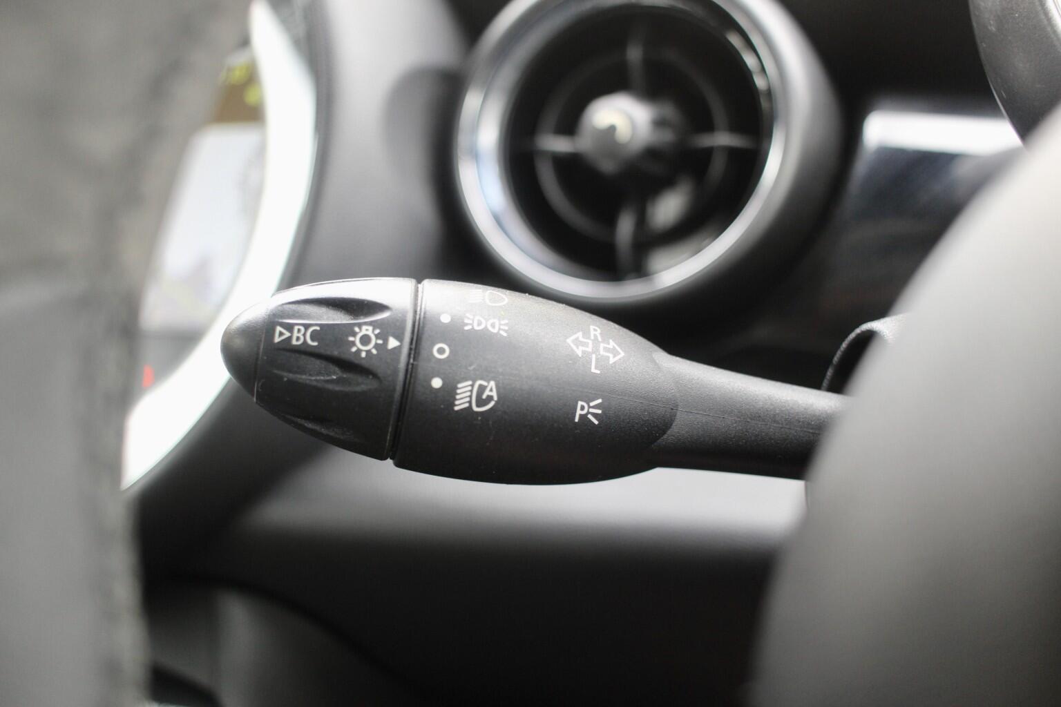 MINI Coupe view 17