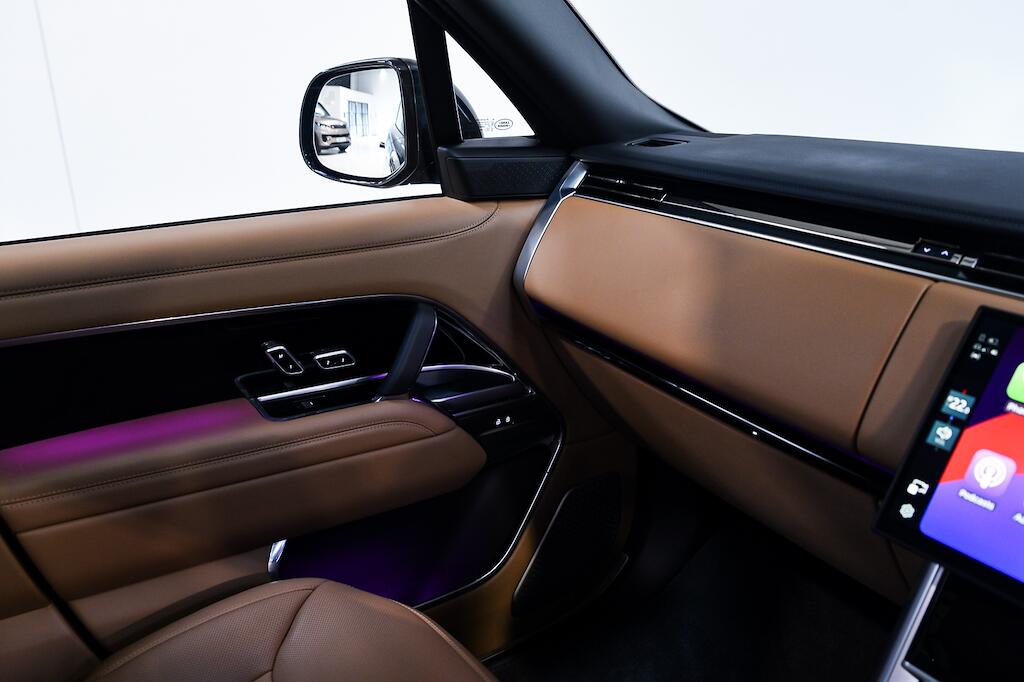 Land Rover Range Rover view 28
