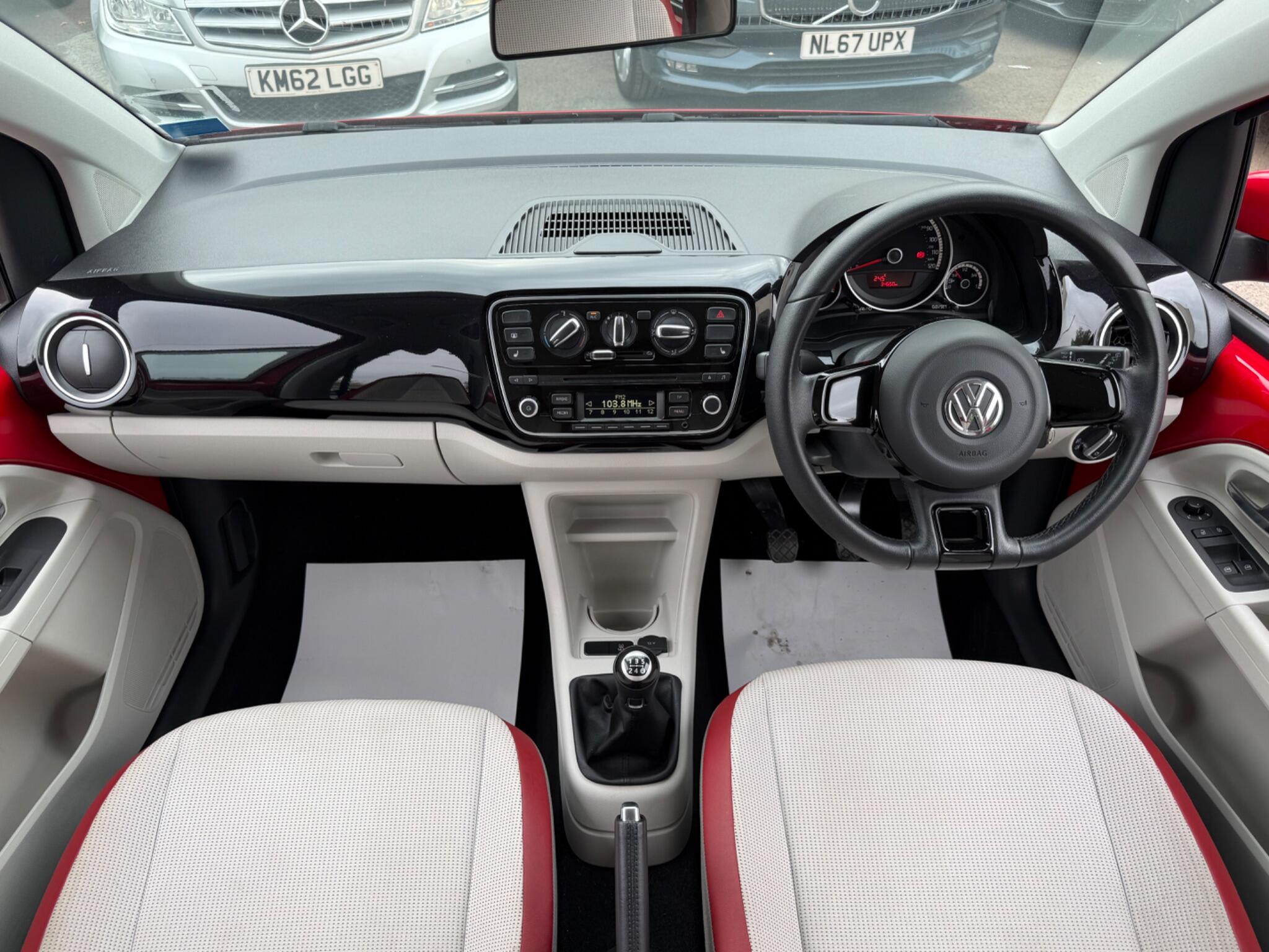 Volkswagen up! - Image 55