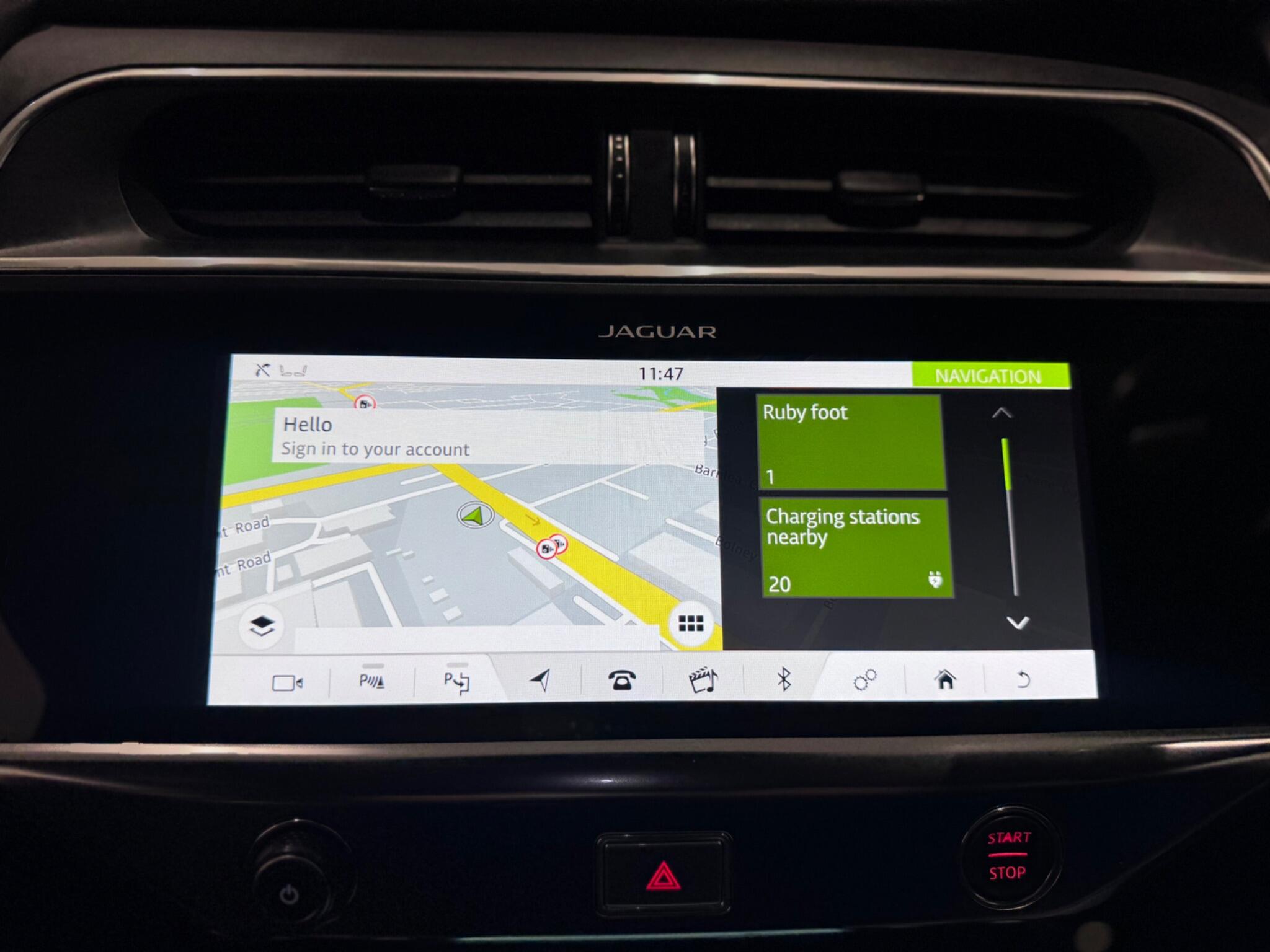Jaguar I-Pace view 16