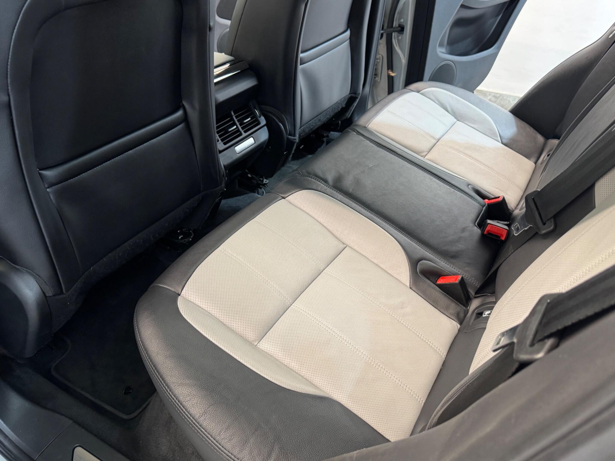 Land Rover Range Rover Evoque view 60