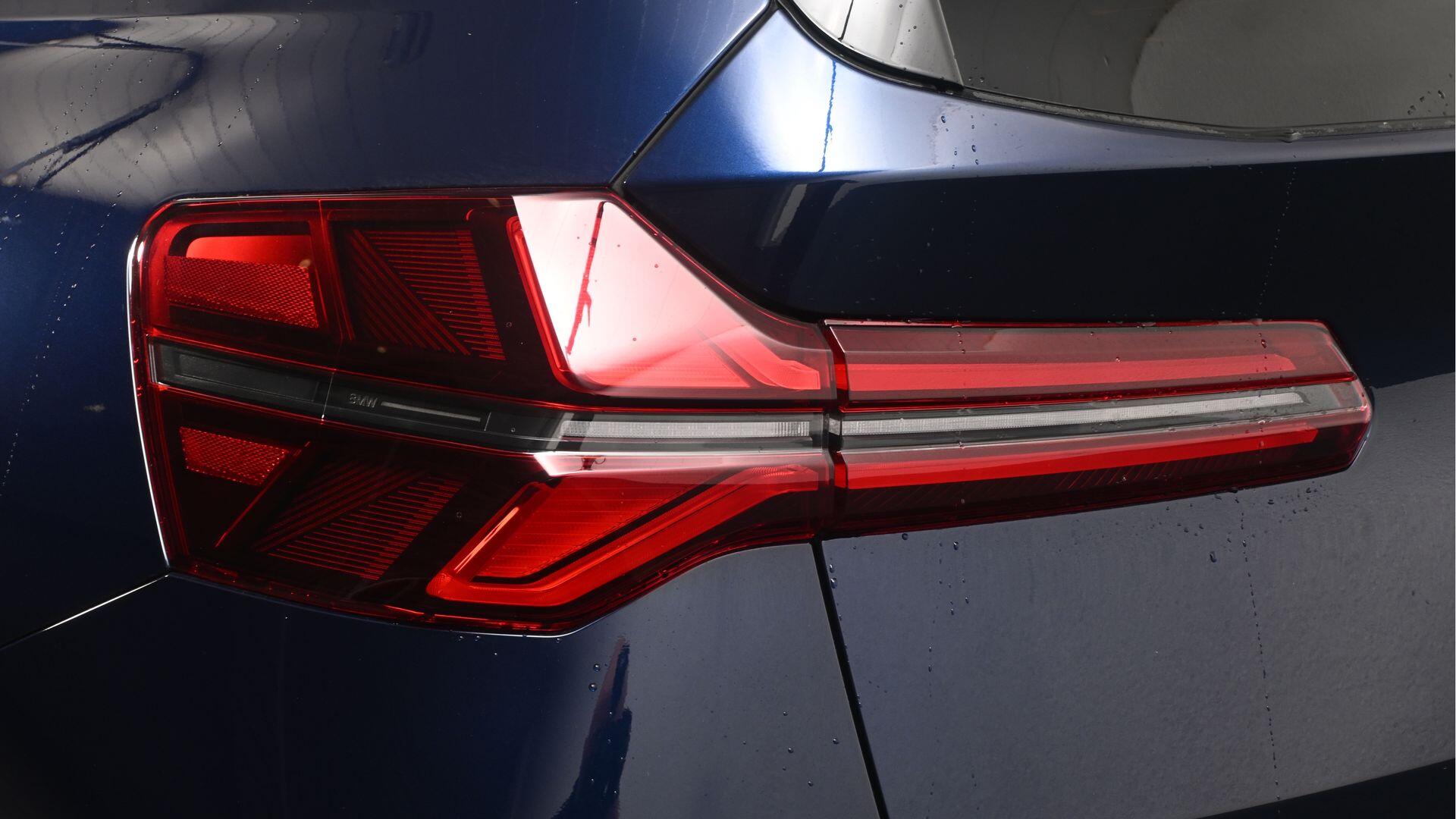 BMW X3 view 21