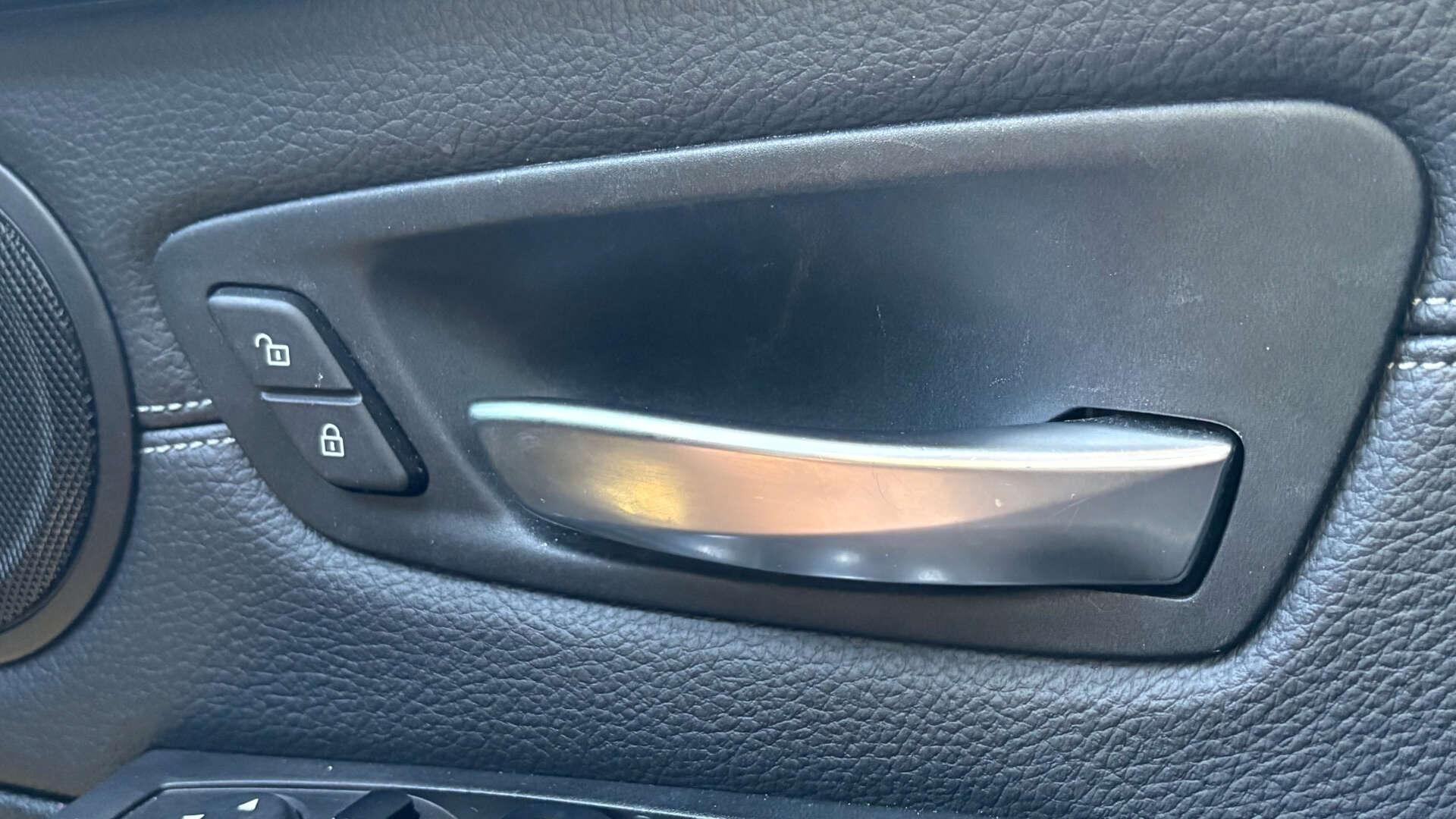 BMW 2 Series view 25