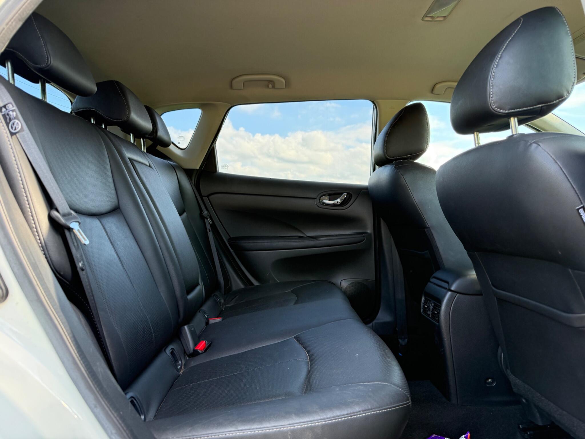 Nissan Pulsar view 8