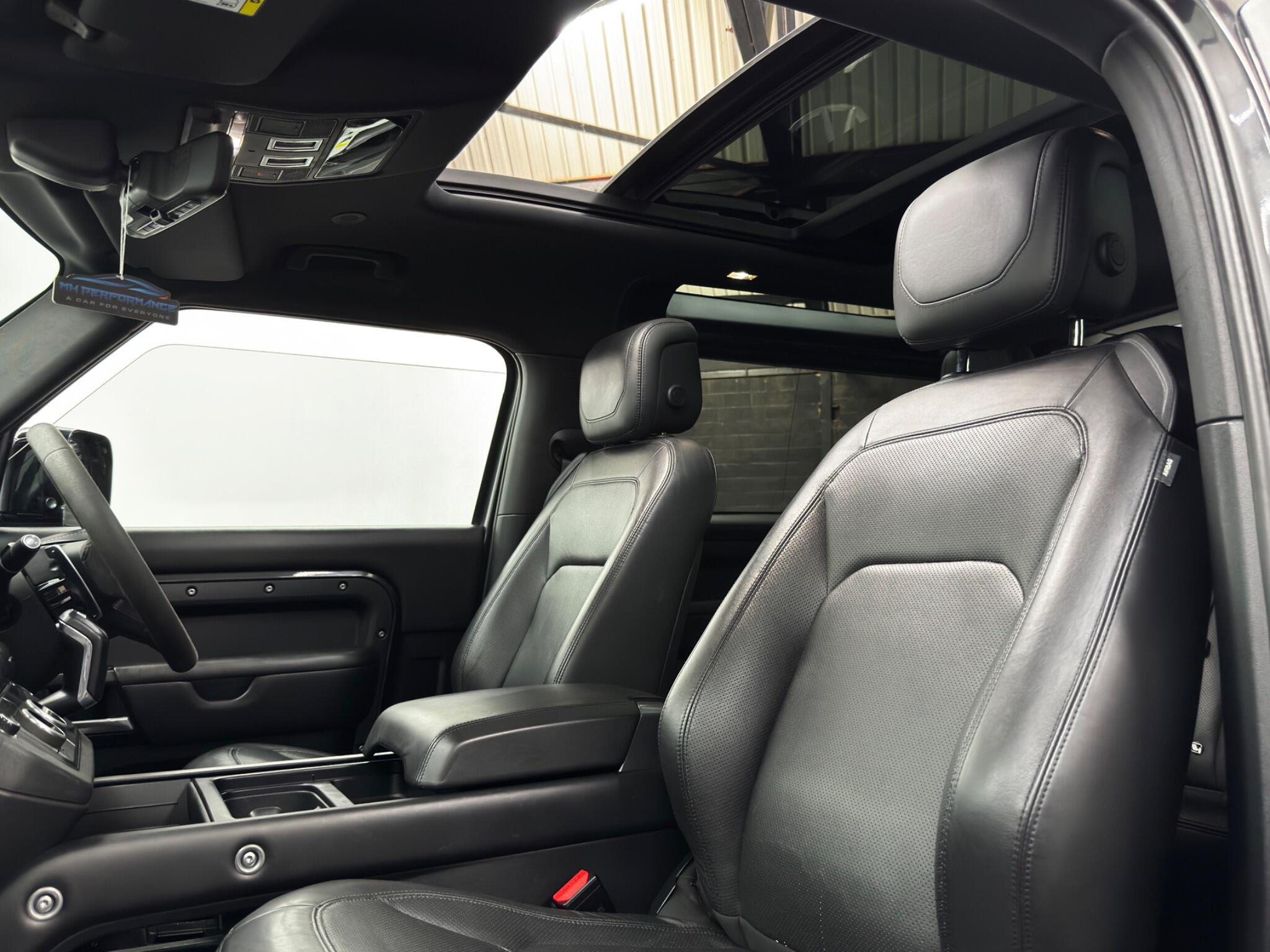 Land Rover Defender view 45