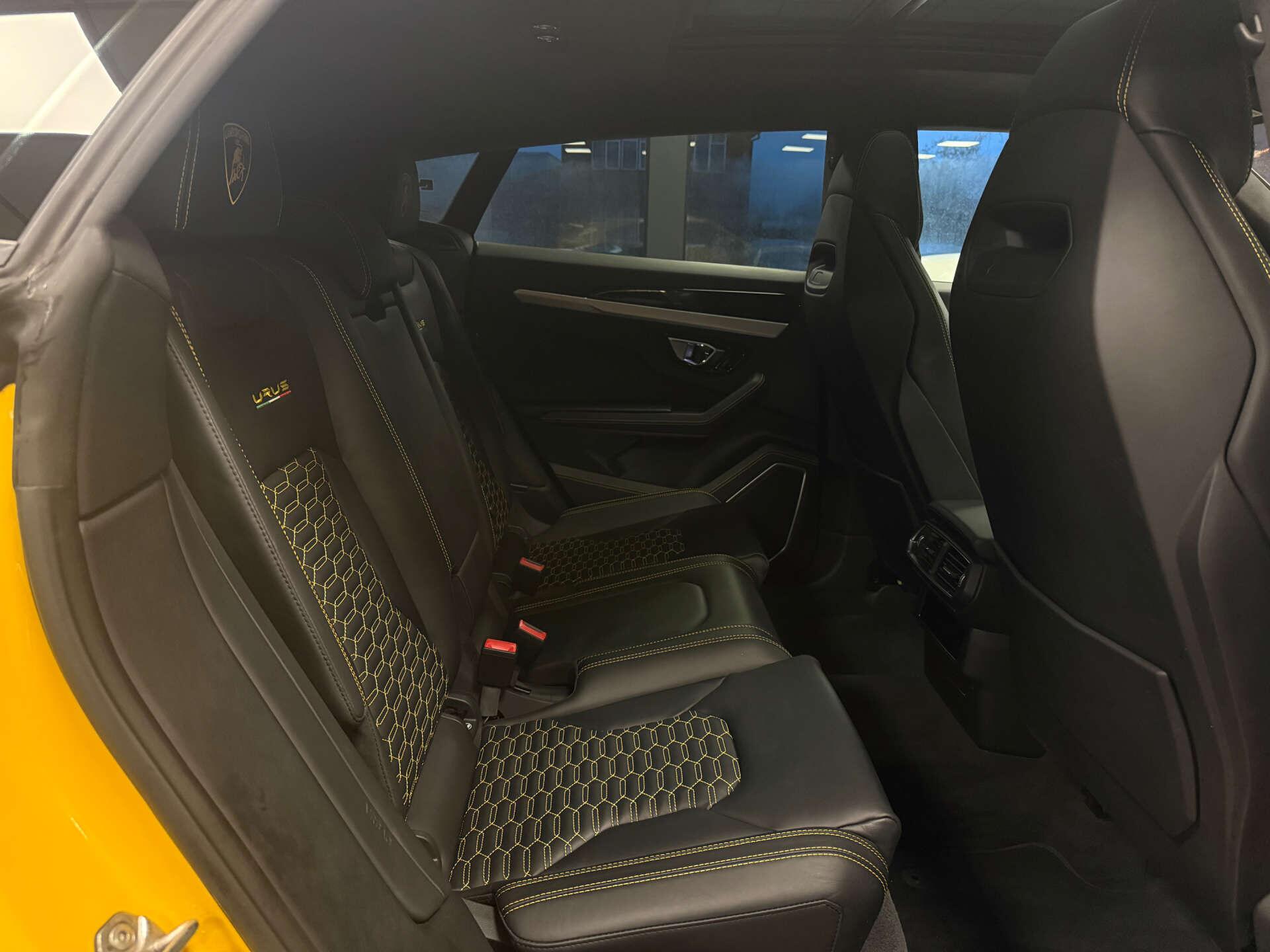 Lamborghini Urus view 20
