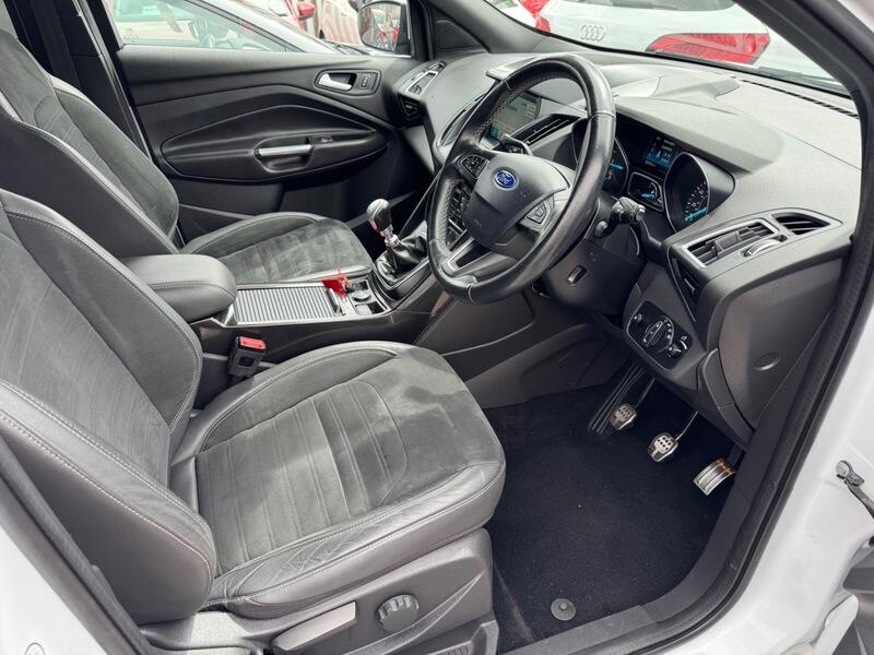 Ford Kuga view 12