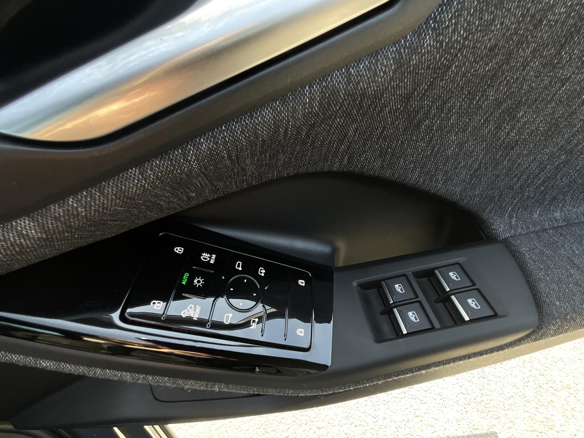 Audi Q6 E-Tron view 28