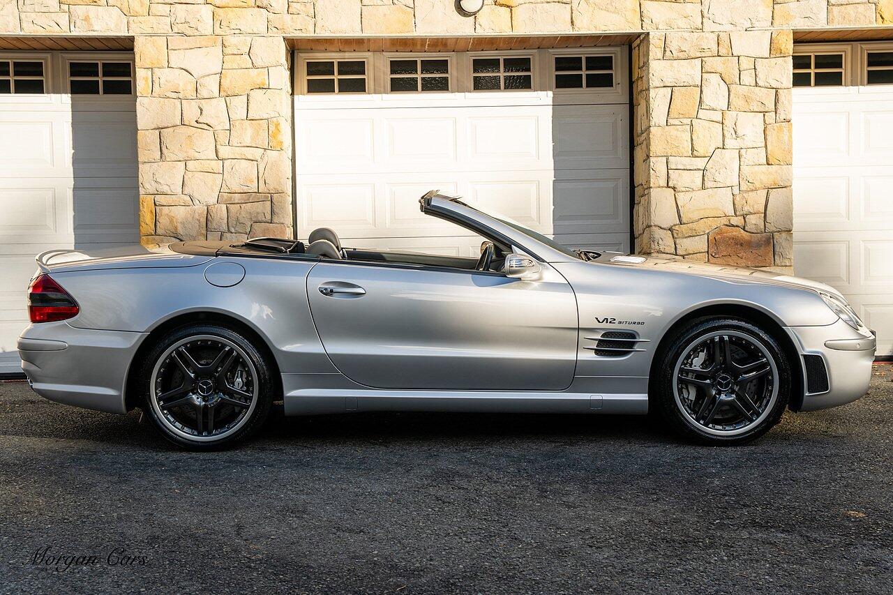 Mercedes-Benz SL view 3