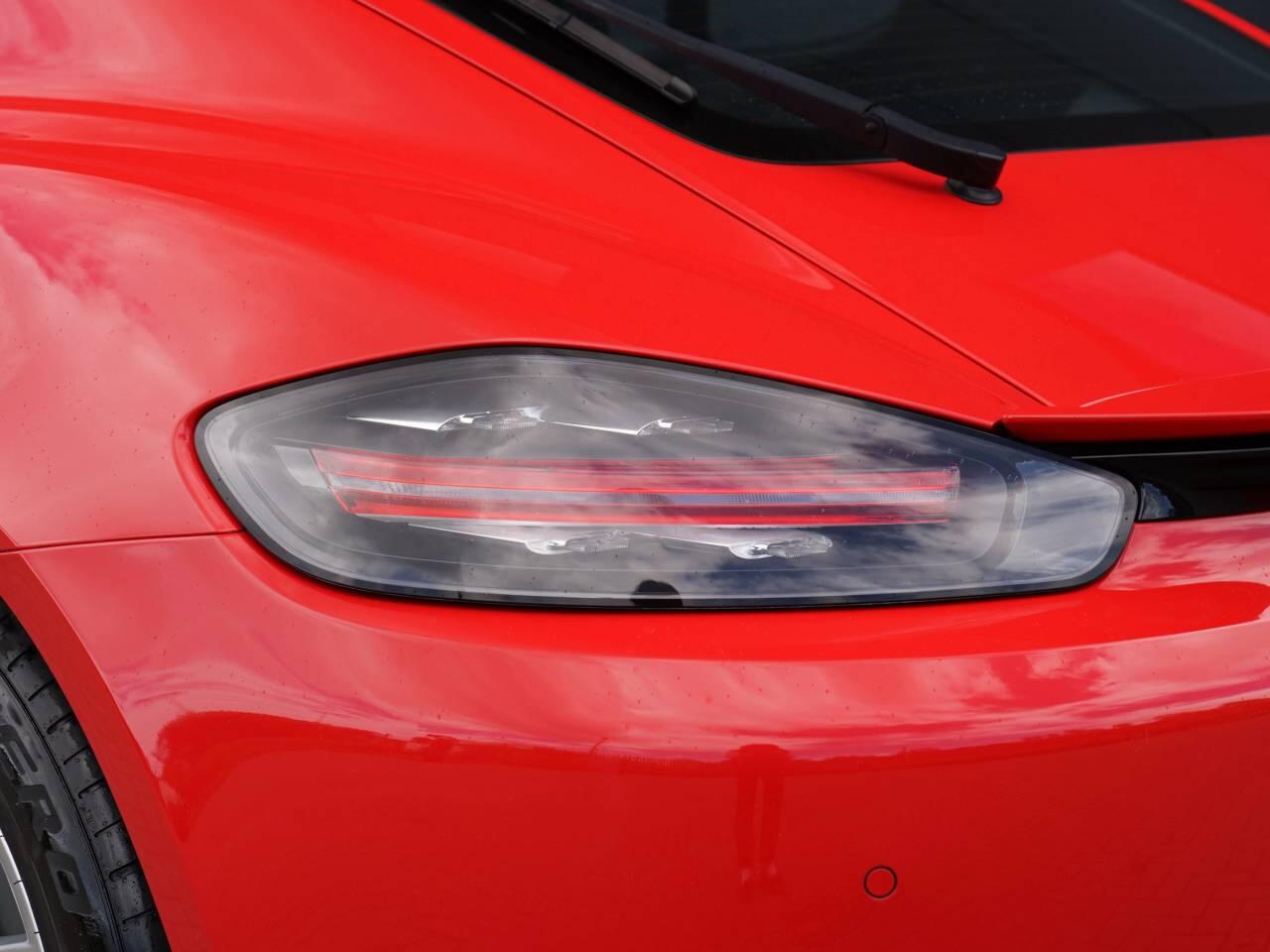 Porsche Cayman view 54