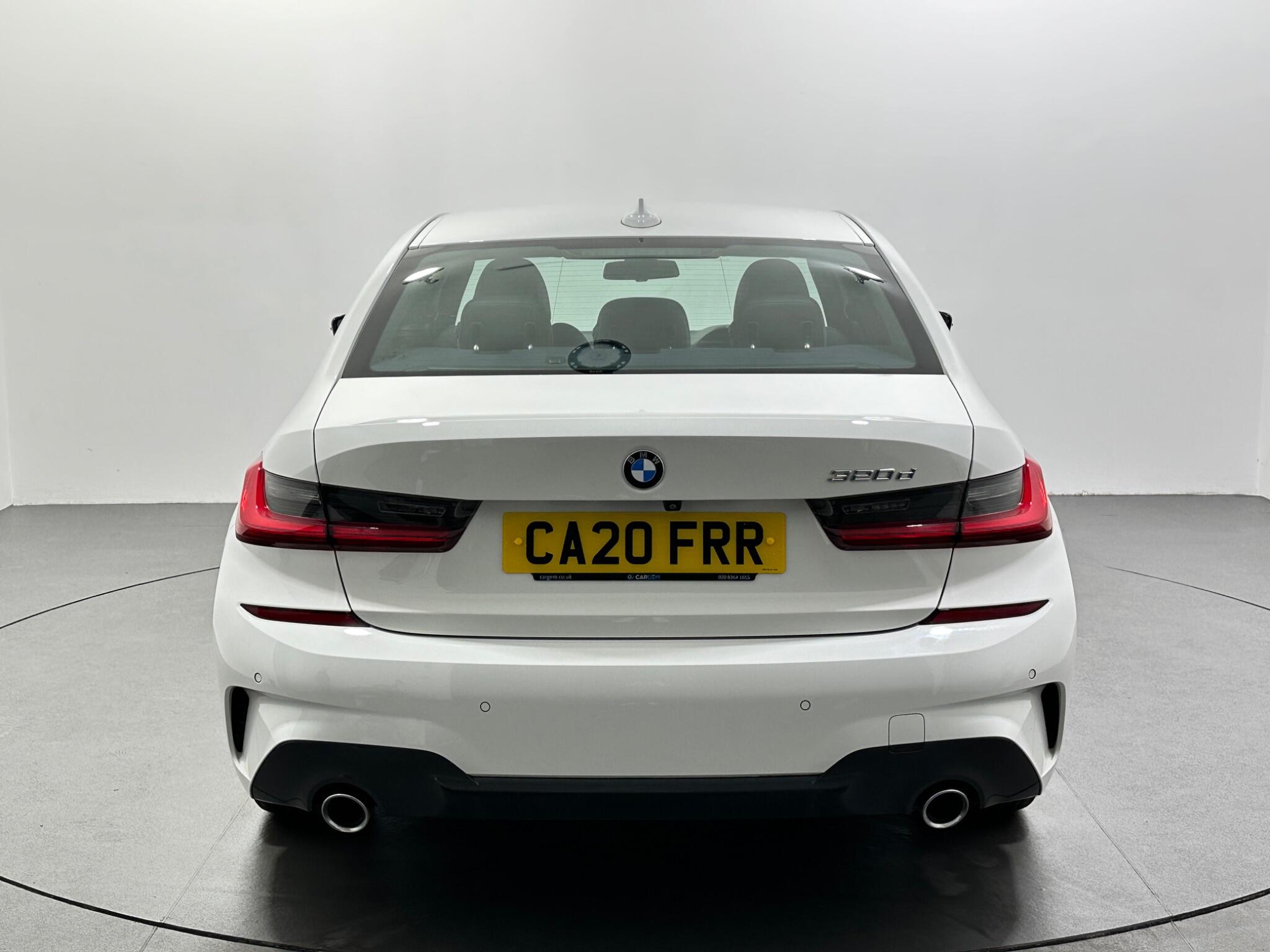 BMW 3 Series view 7