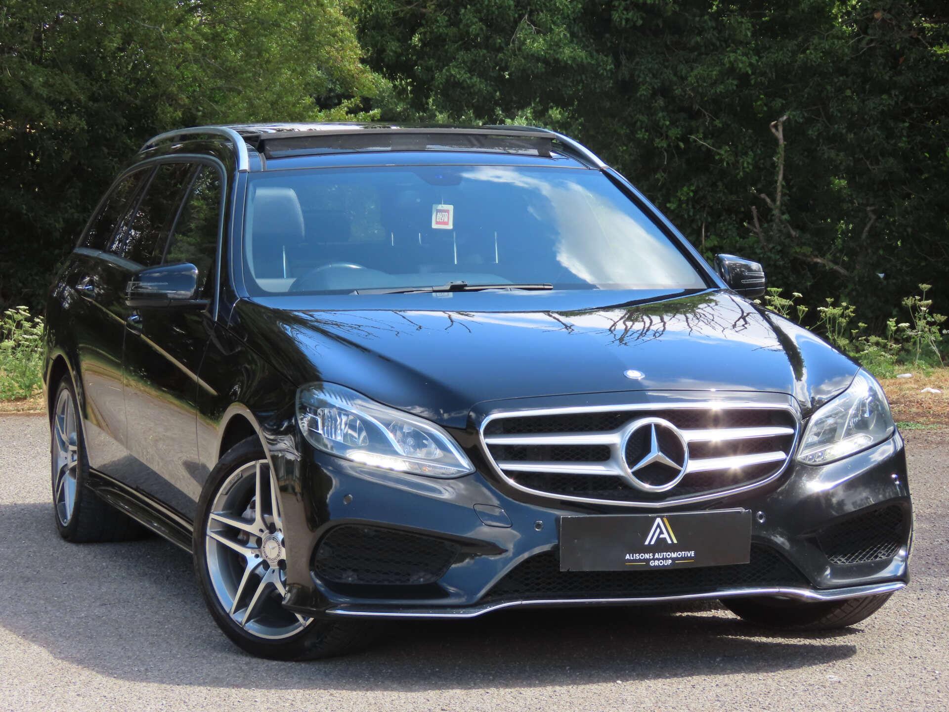 Mercedes-Benz E-Class view 3