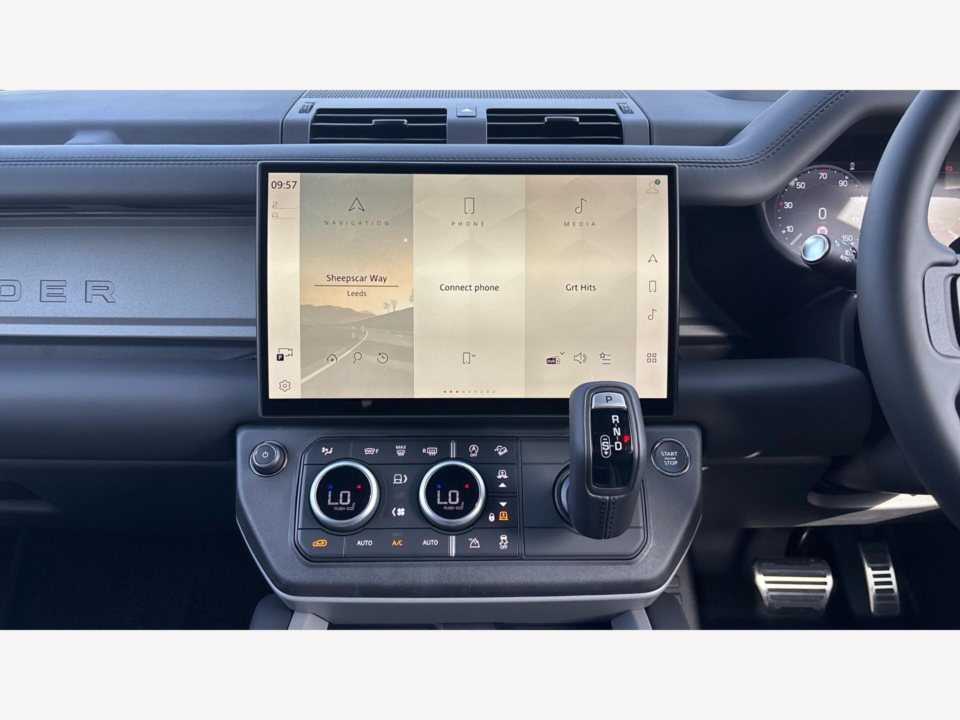 Land Rover Defender view 17