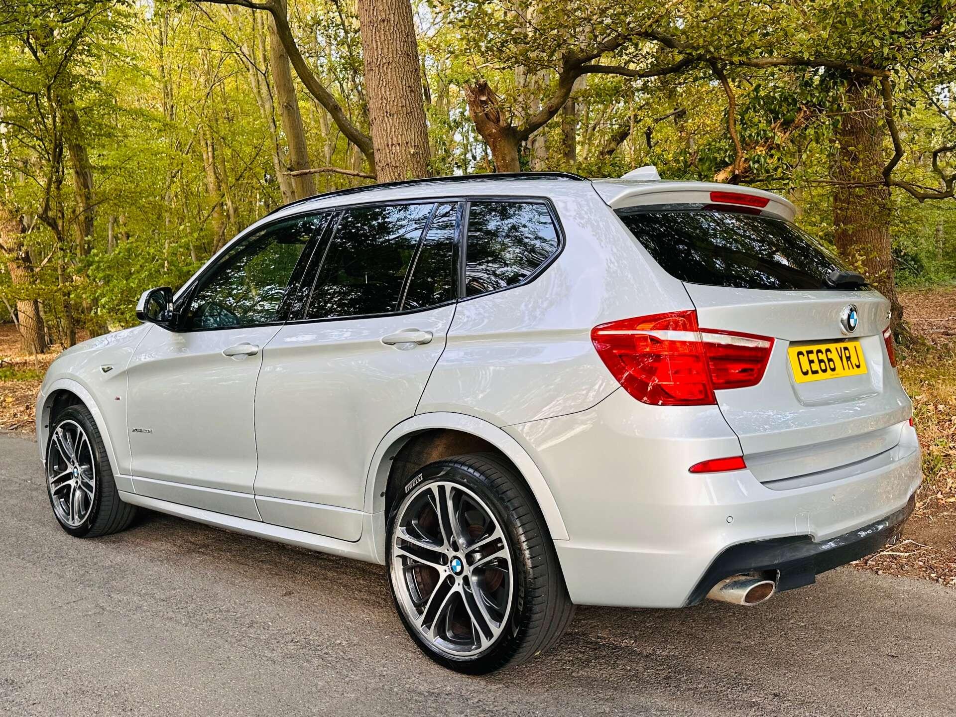 BMW X3 view 40