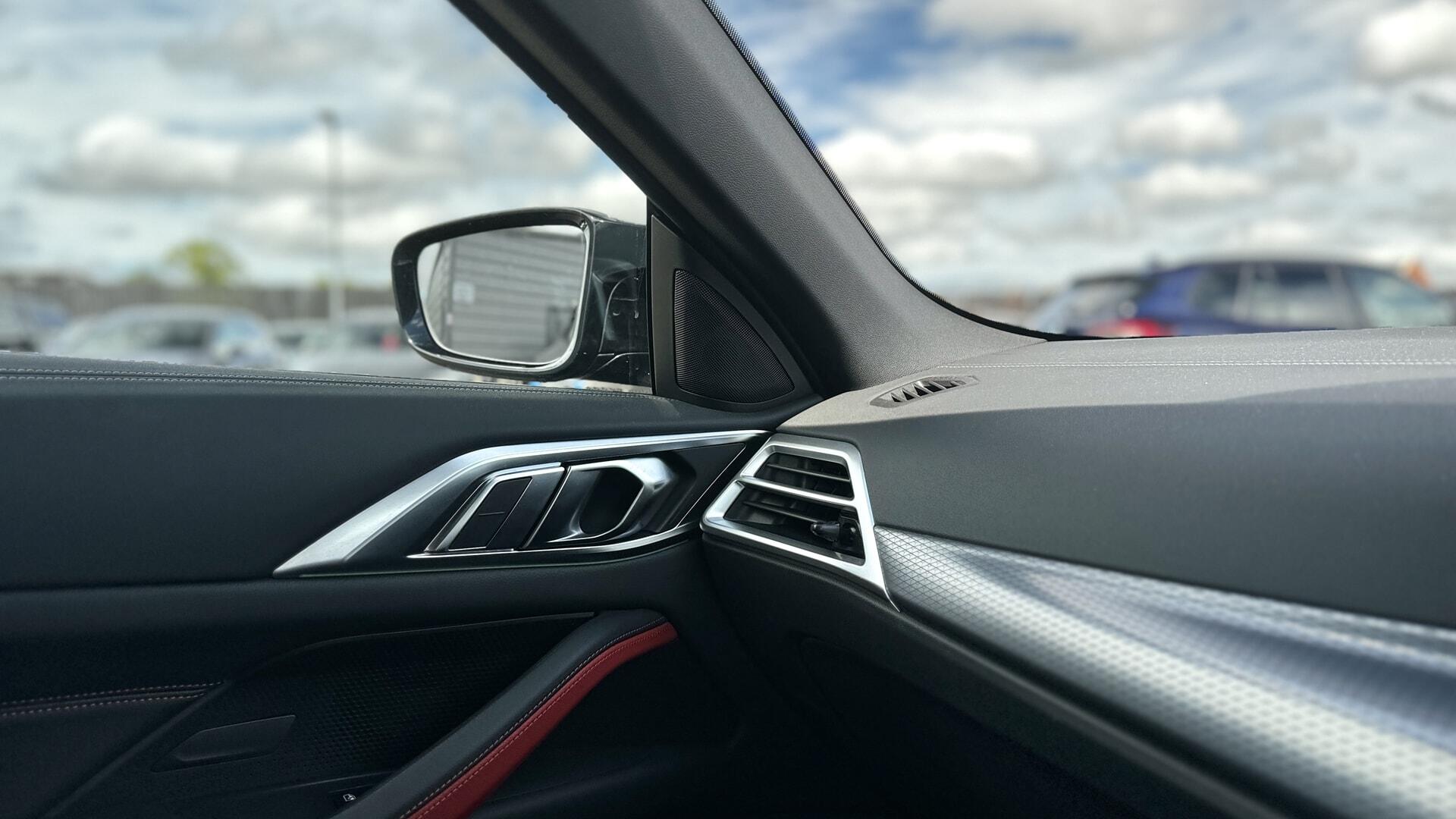 BMW 4 Series view 20