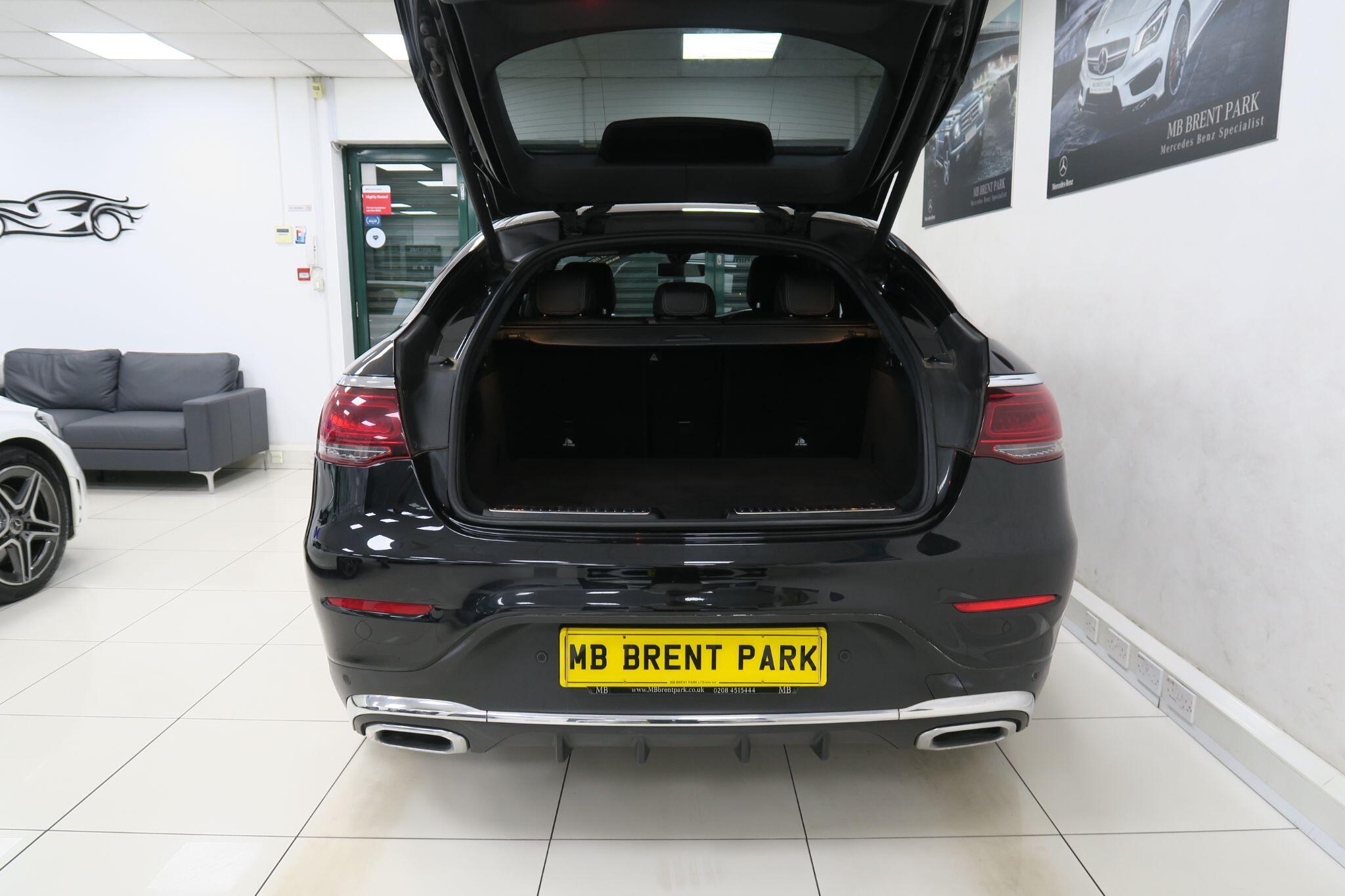 Mercedes-Benz GLC view 44