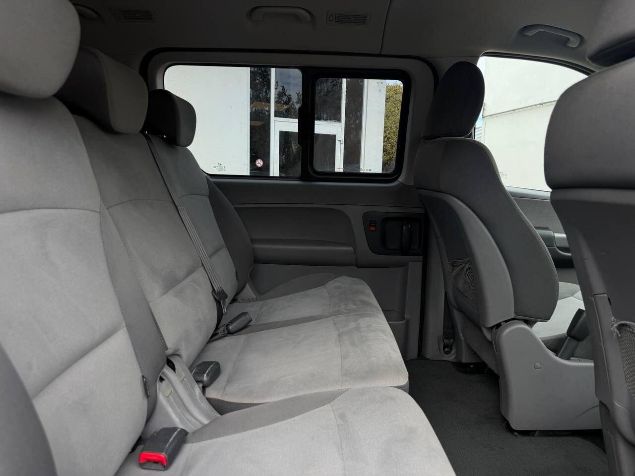 Hyundai I800 view 17