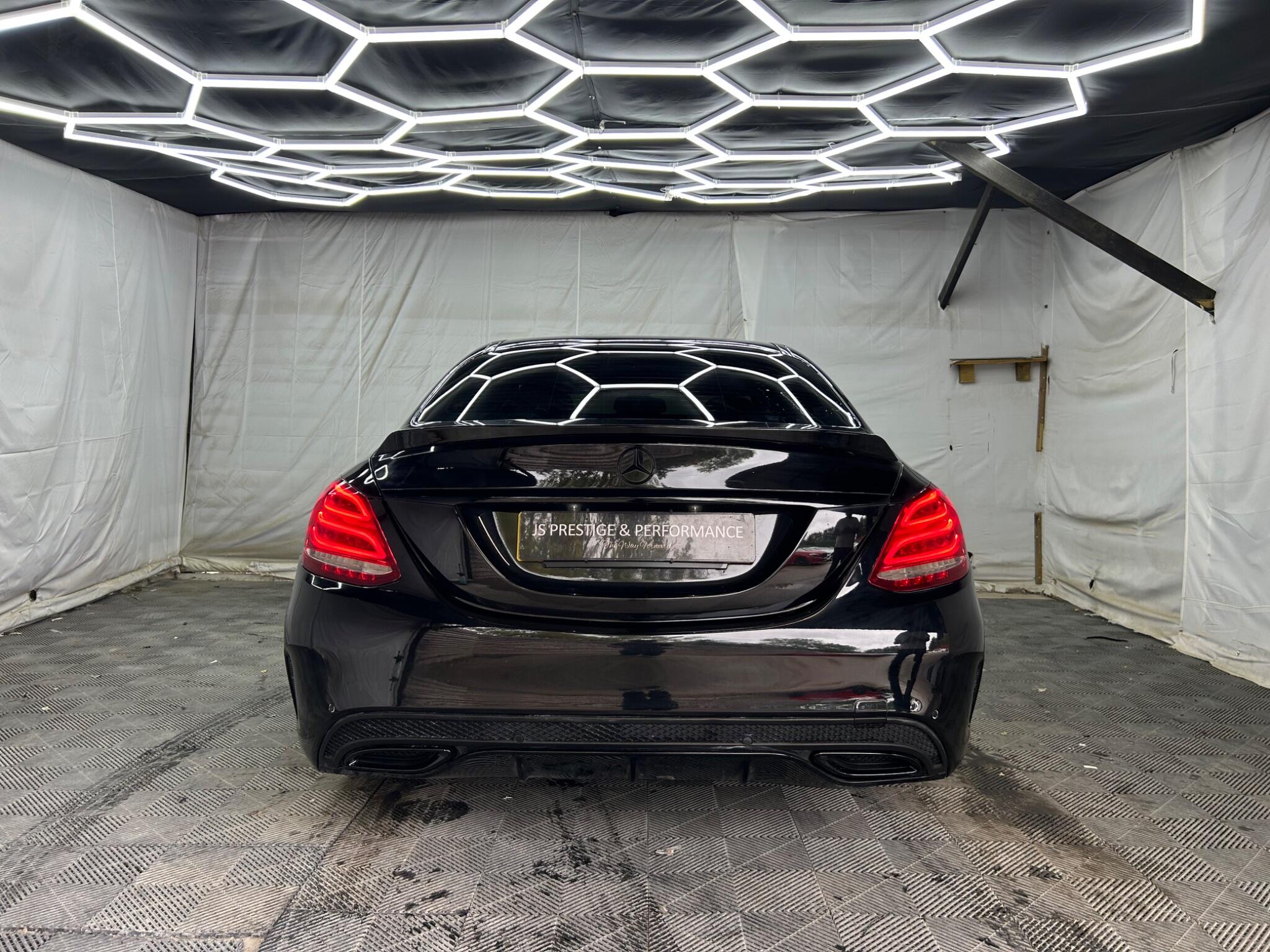 Mercedes-Benz C Class view 7