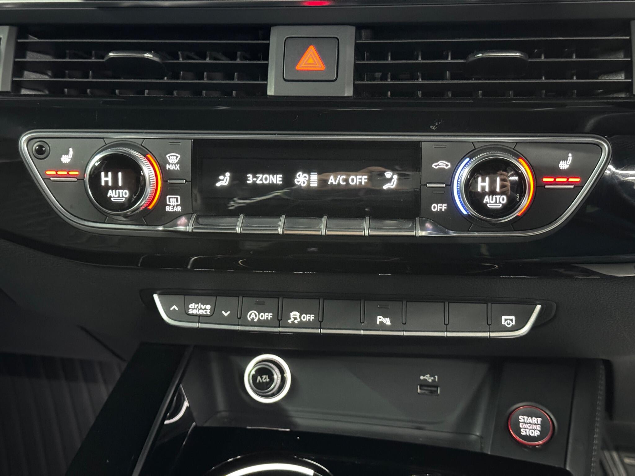 Audi S4 view 29