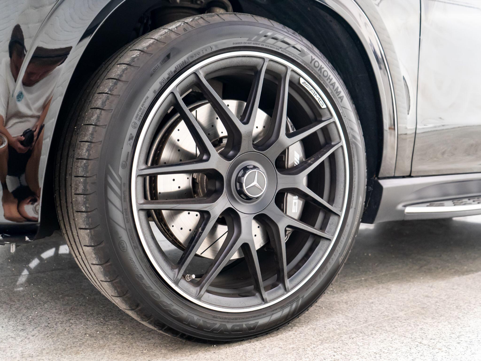 Mercedes-Benz GLE view 25