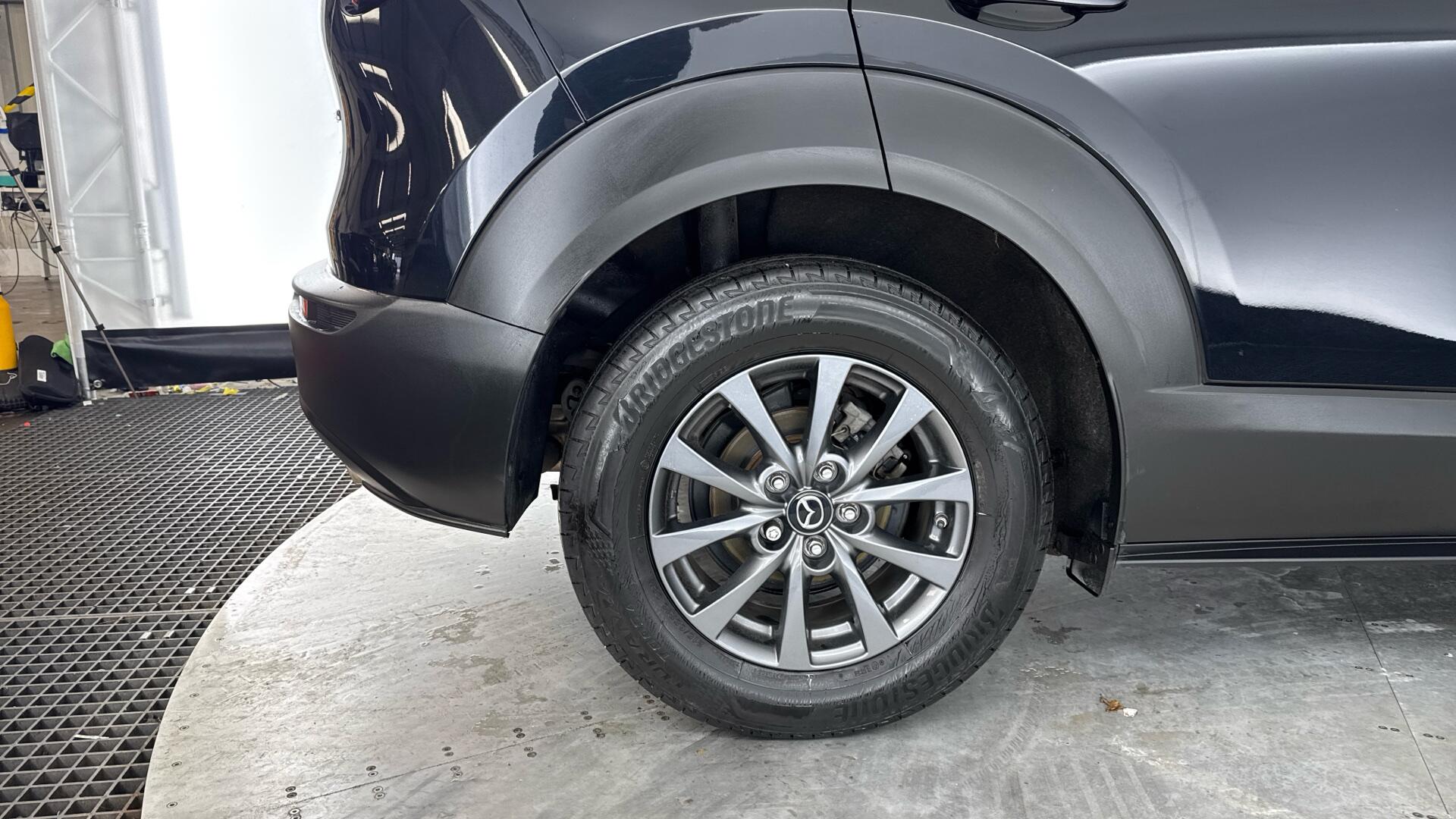 Mazda CX-30 view 18