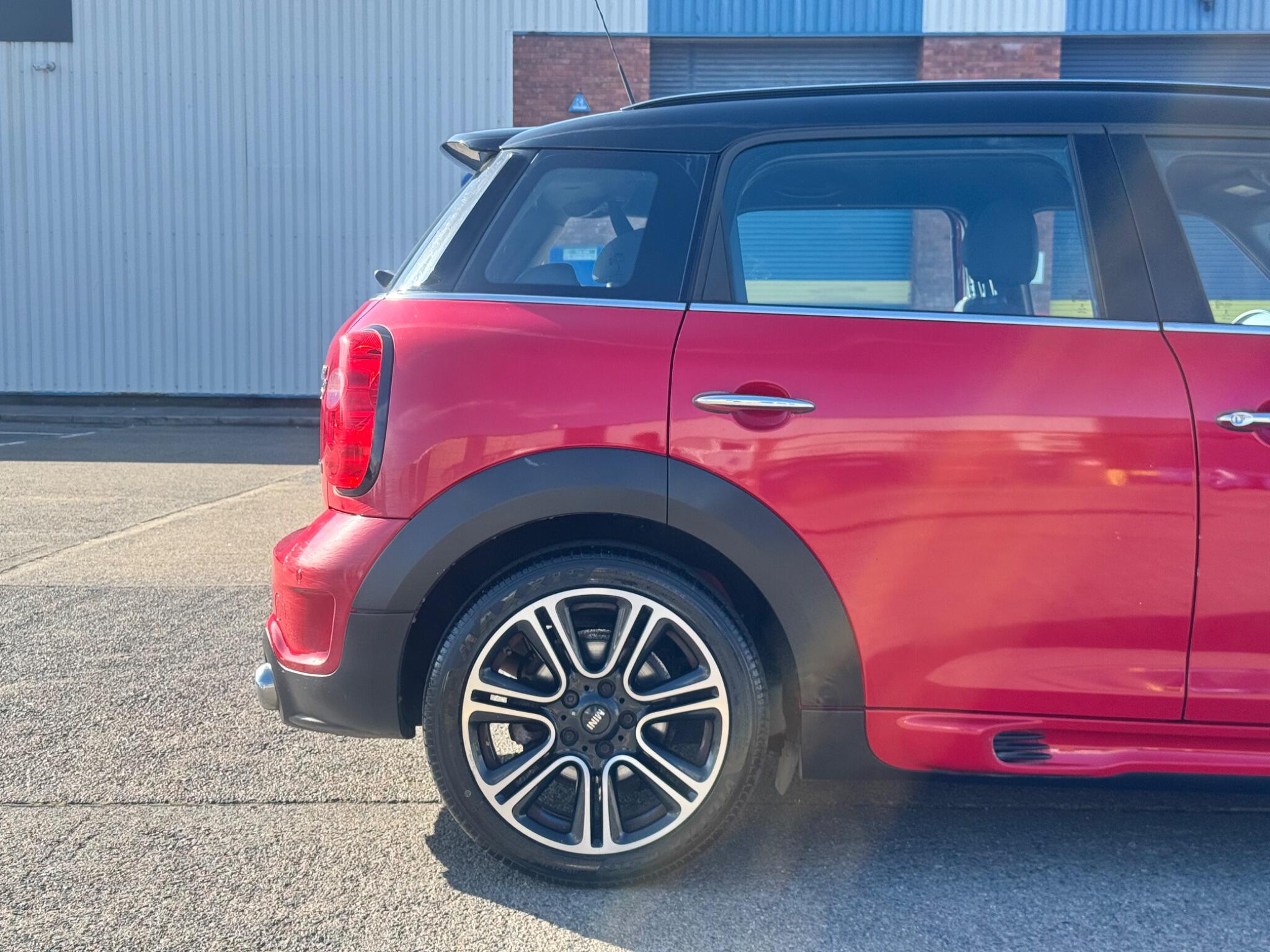 Mini Countryman view 36