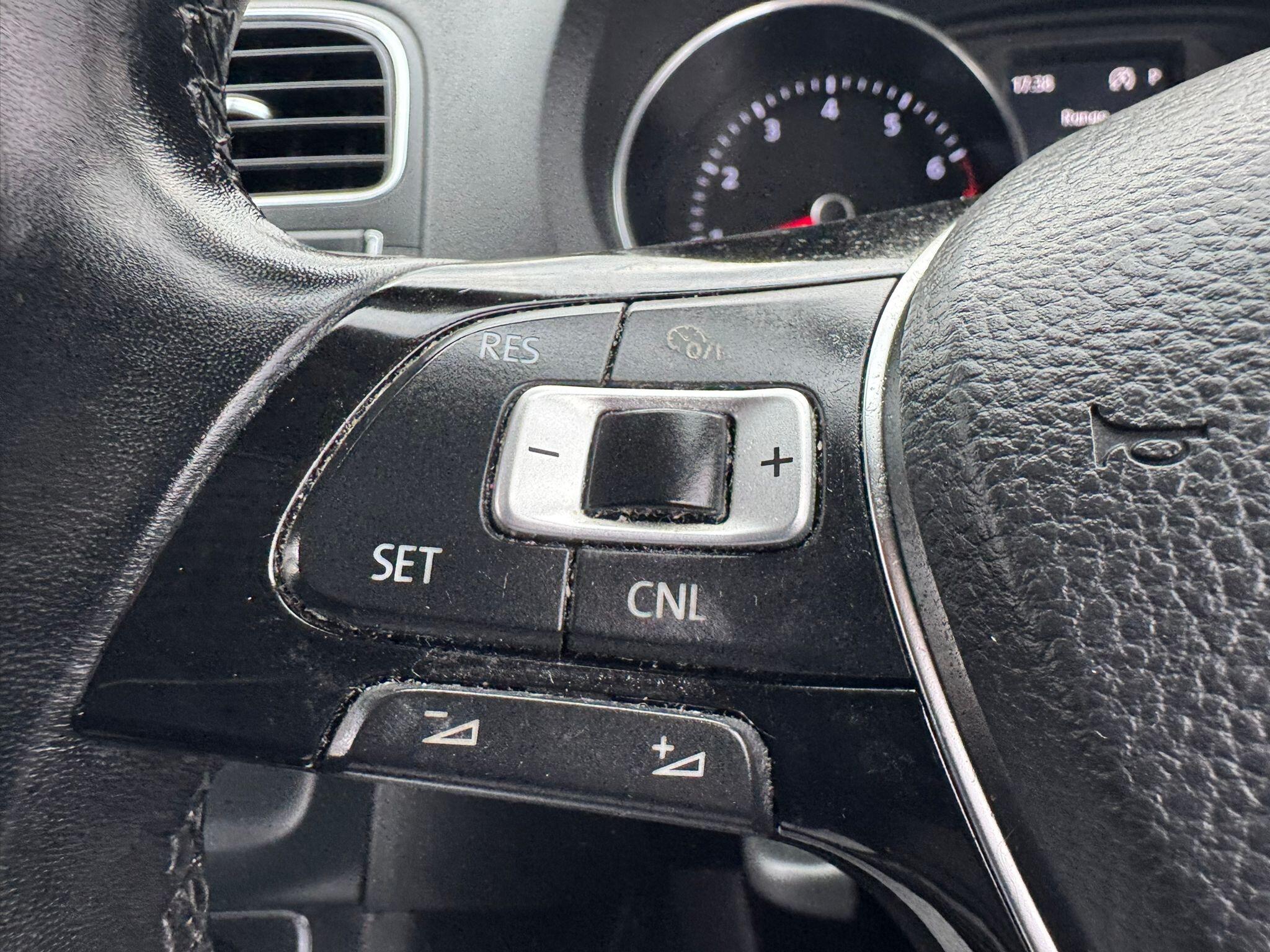 Volkswagen Polo view 47