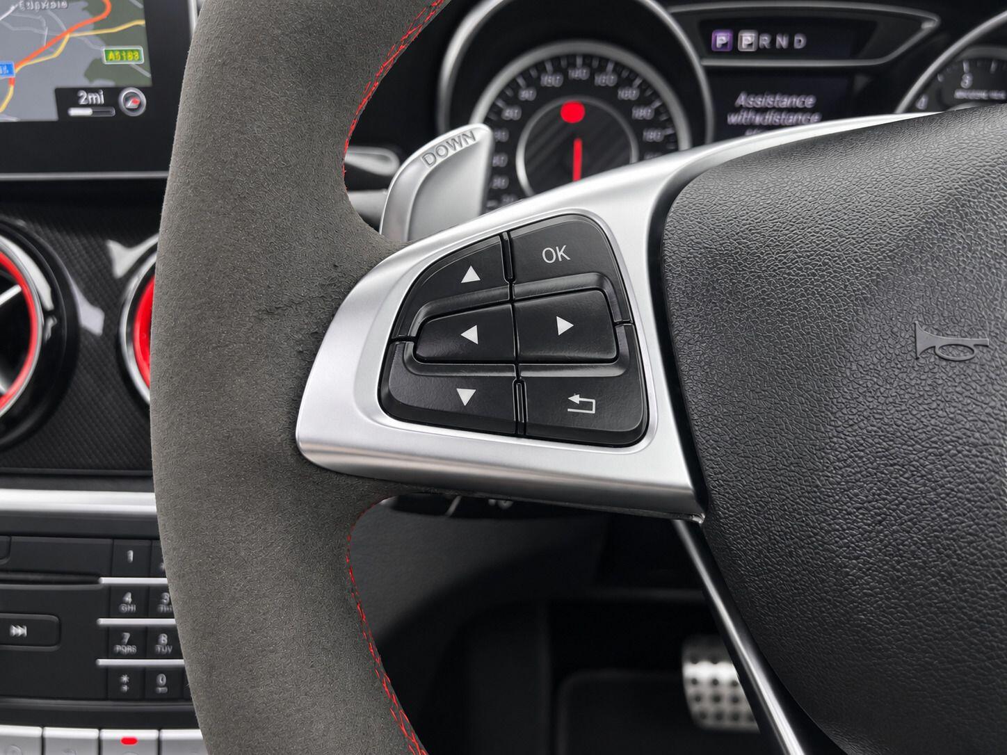 Mercedes-Benz Cla view 39