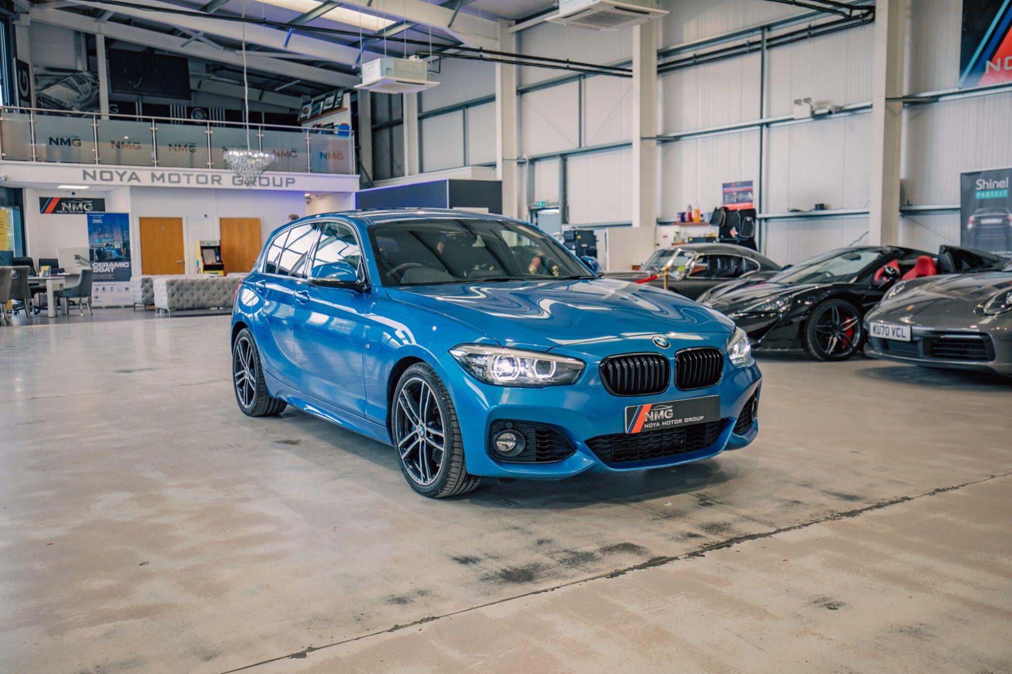 BMW 1 Series view 24