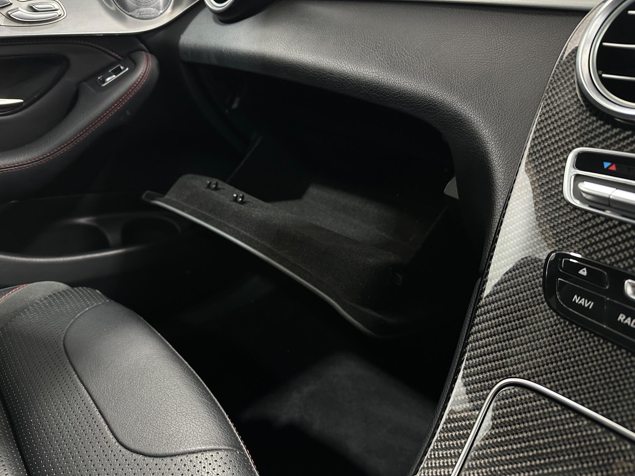 Mercedes-Benz GLC view 29
