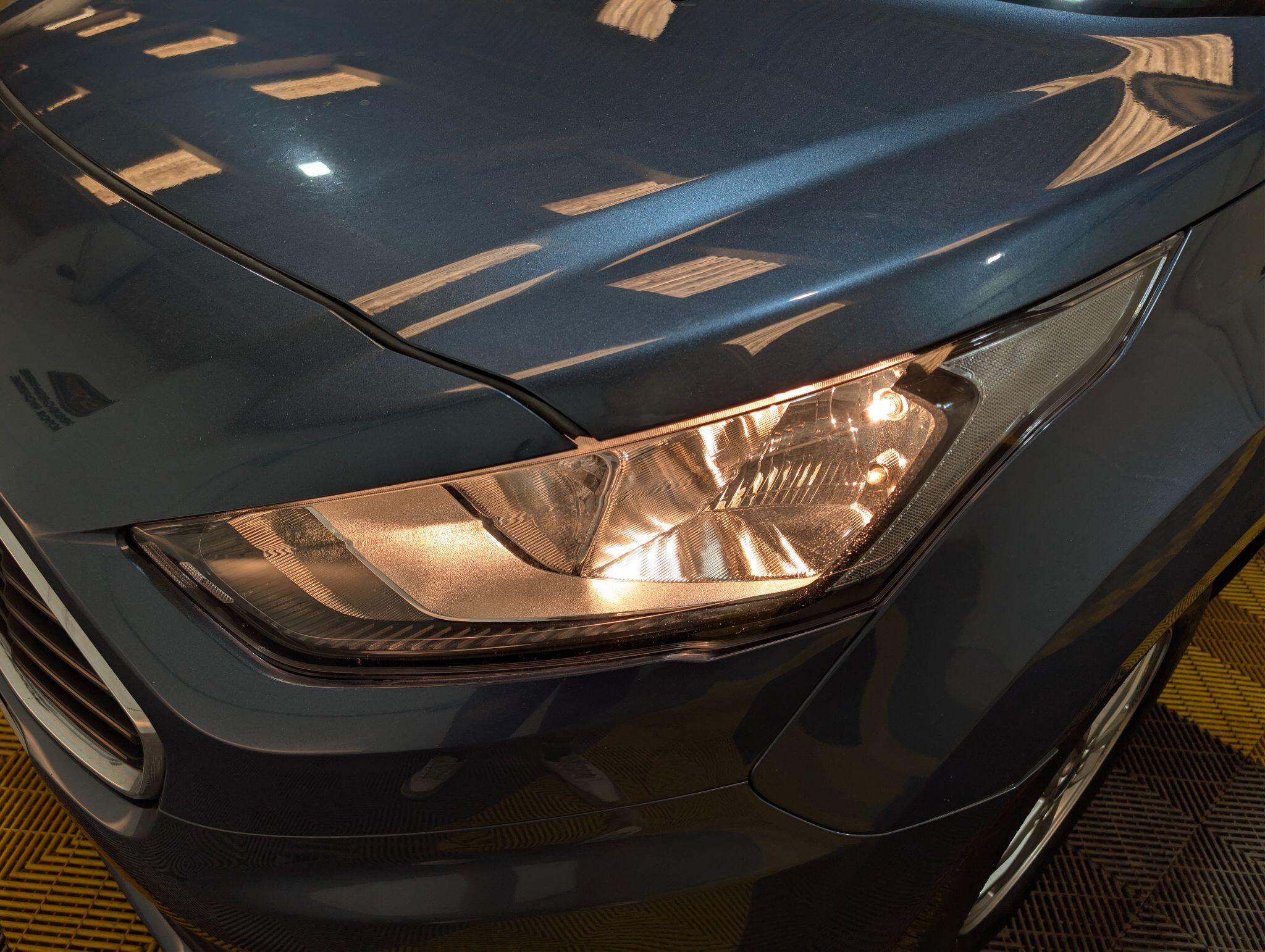 Ford Grand Tourneo Connect view 62