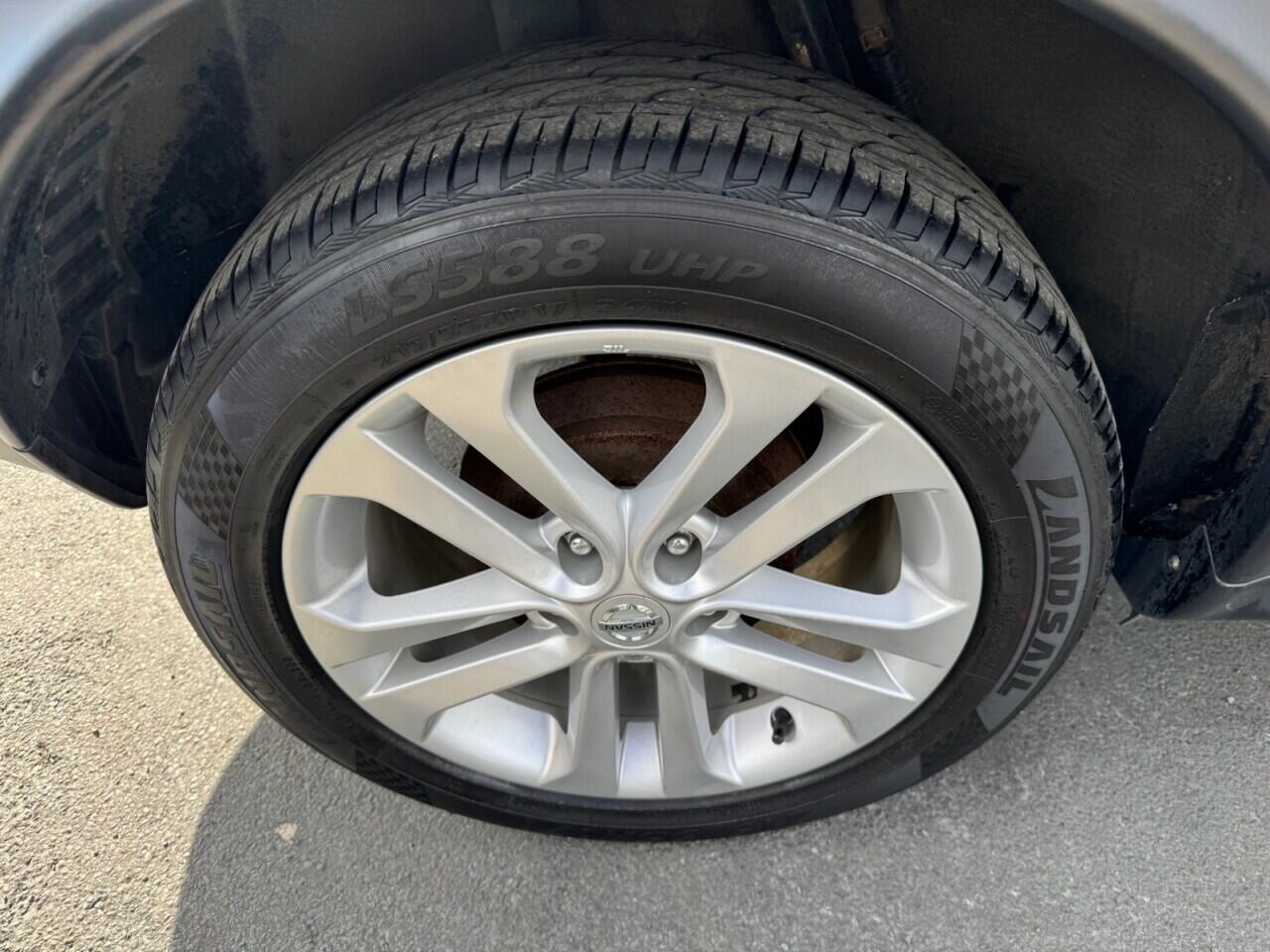 Nissan Juke view 20