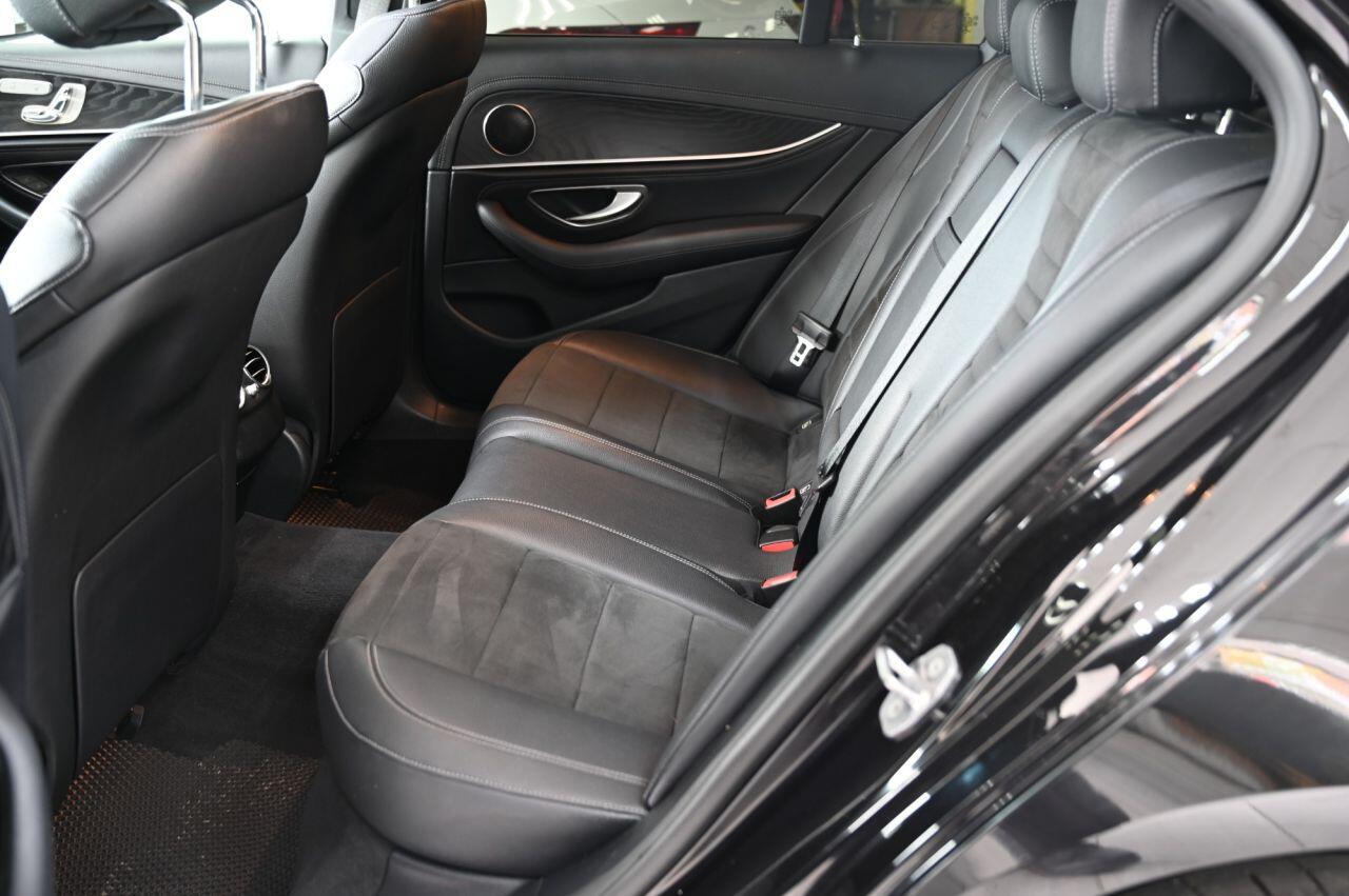 Mercedes-Benz E Class view 15