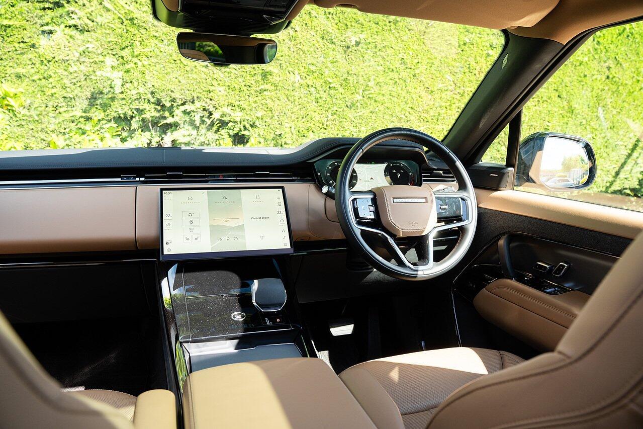 Land Rover Range Rover Sport view 19
