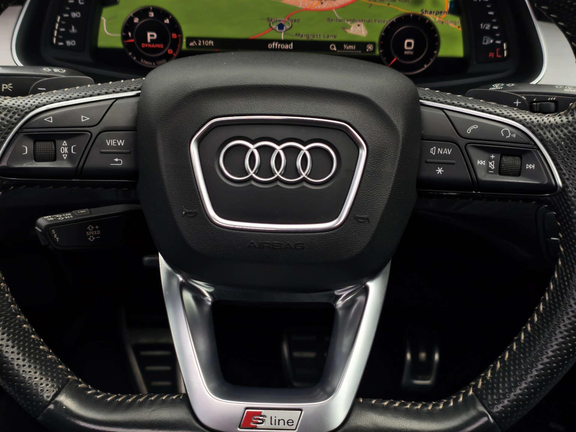 Audi Q7 view 27