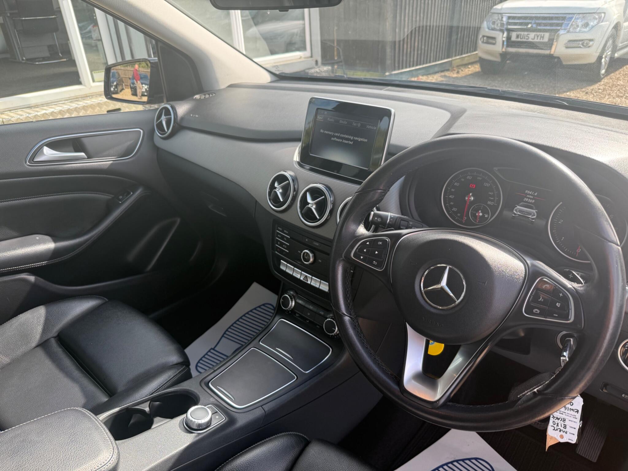 Mercedes-Benz B-Class view 9